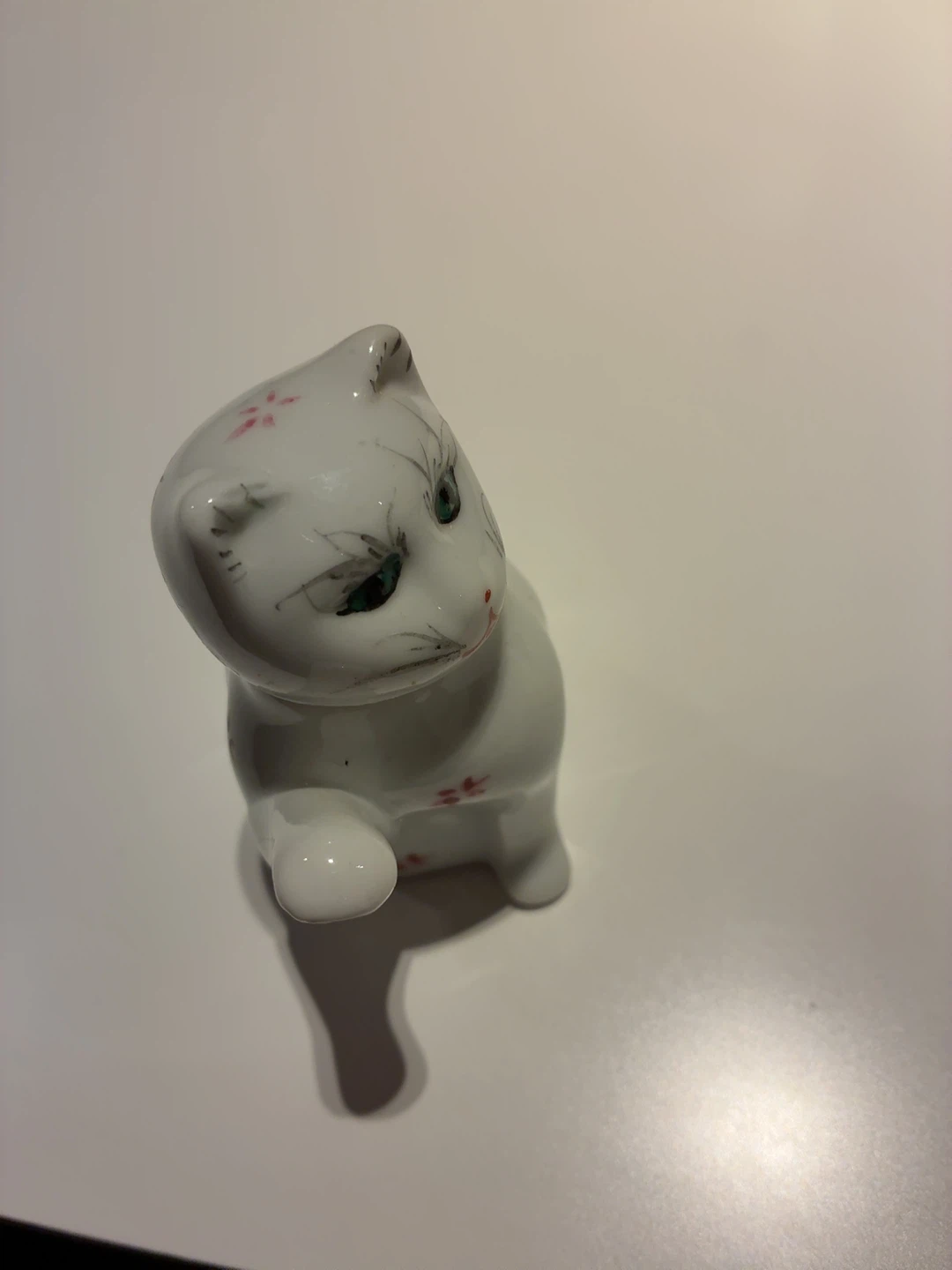 陶器製 猫の置物
