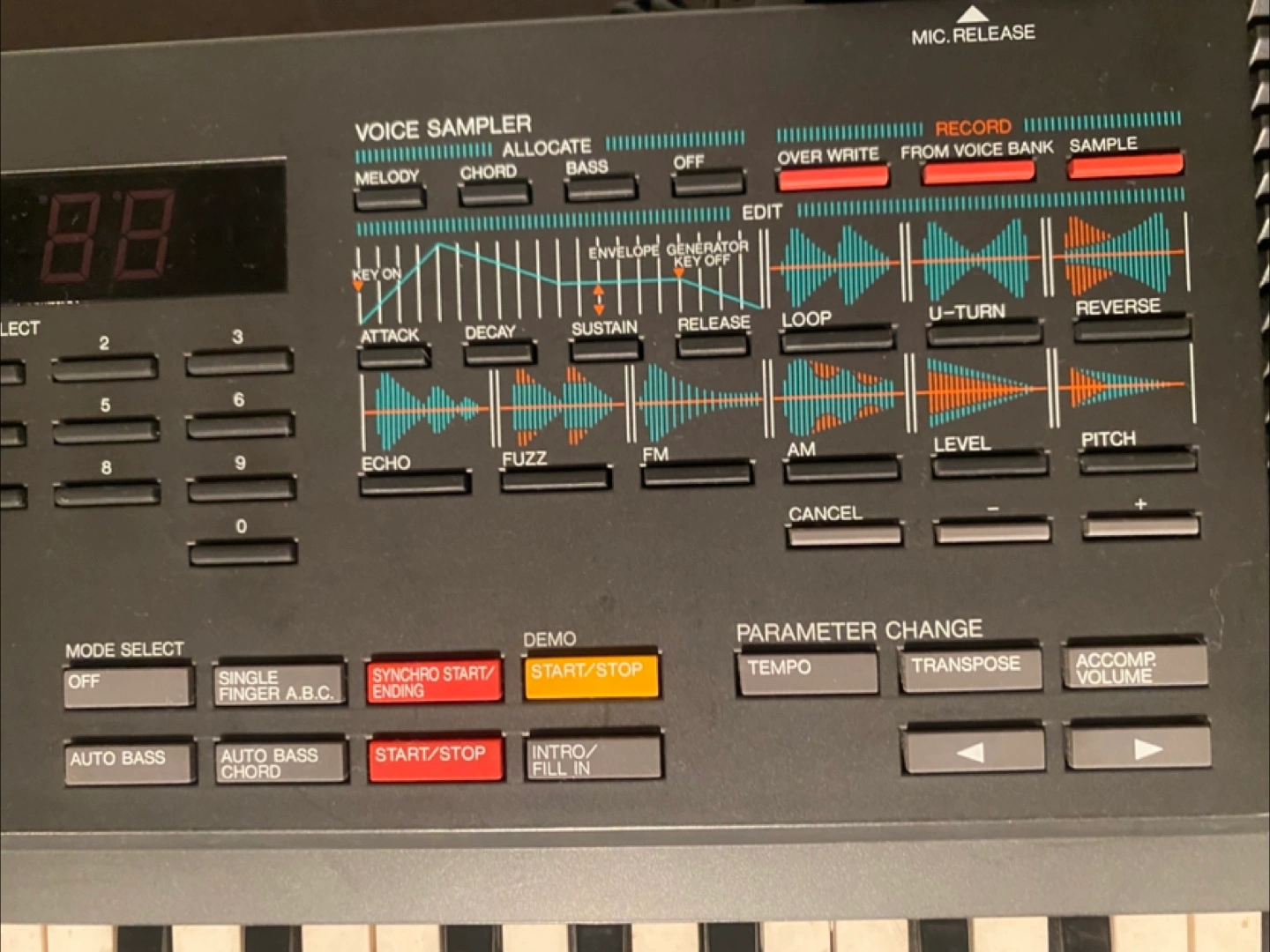 YAMAHA ヤマハ サンプリングキーボード VSS-200の写真2枚目