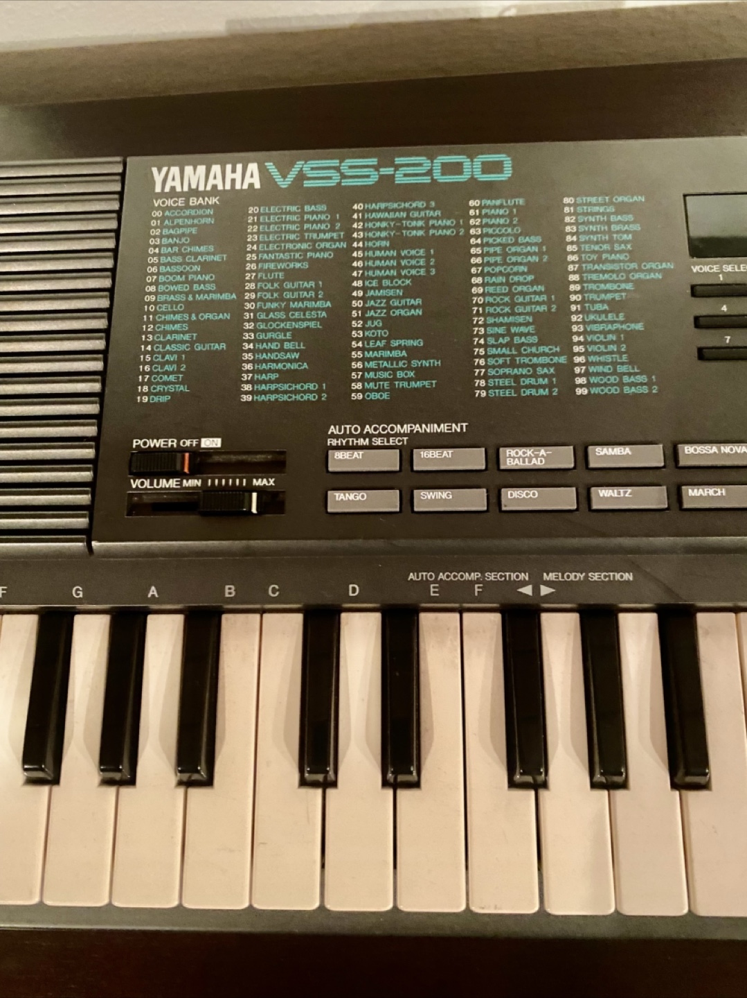 YAMAHA ヤマハ サンプリングキーボード VSS-200の写真3枚目