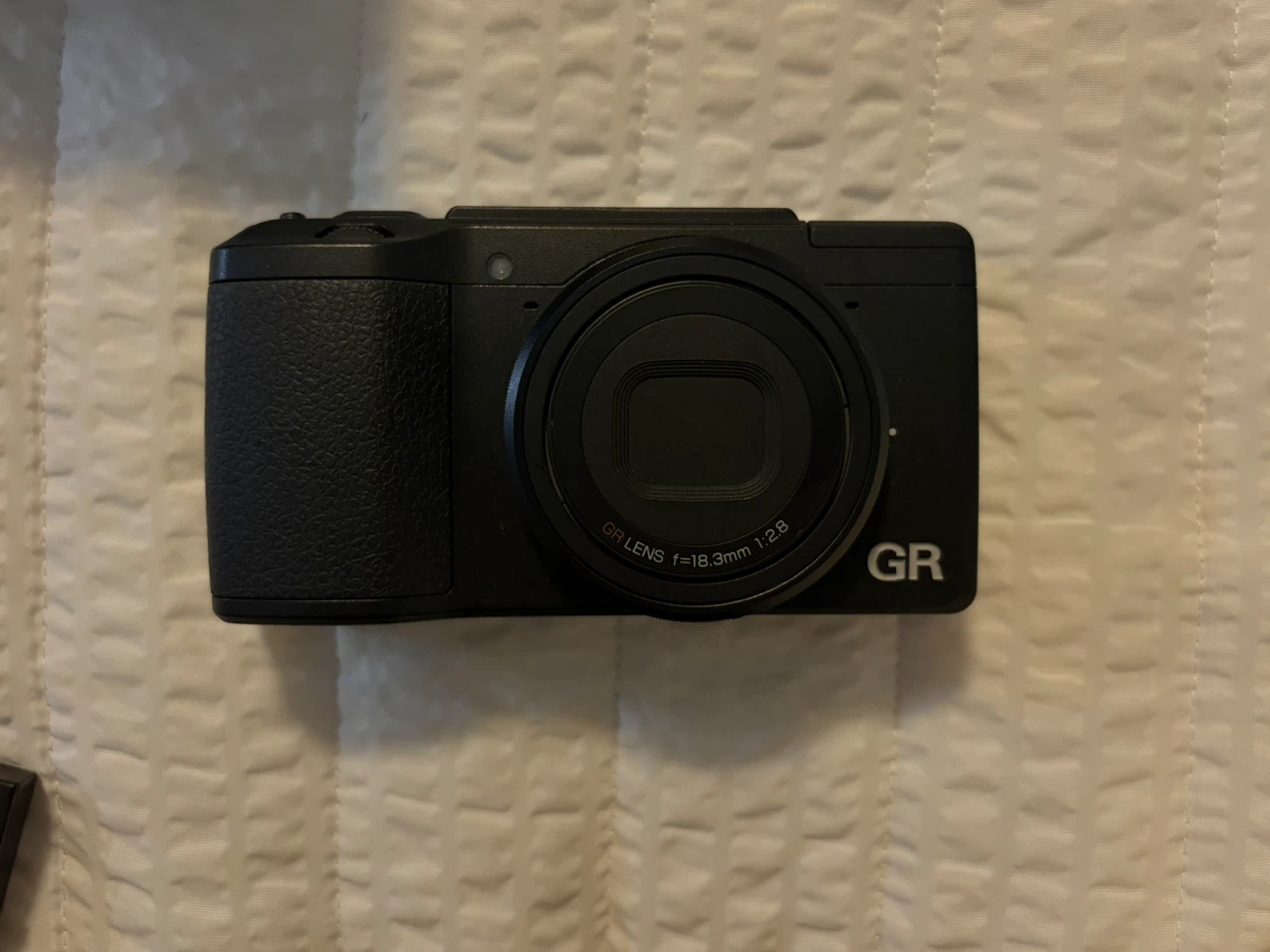 gr2 ricoh カメラ　[美品]の写真2枚目