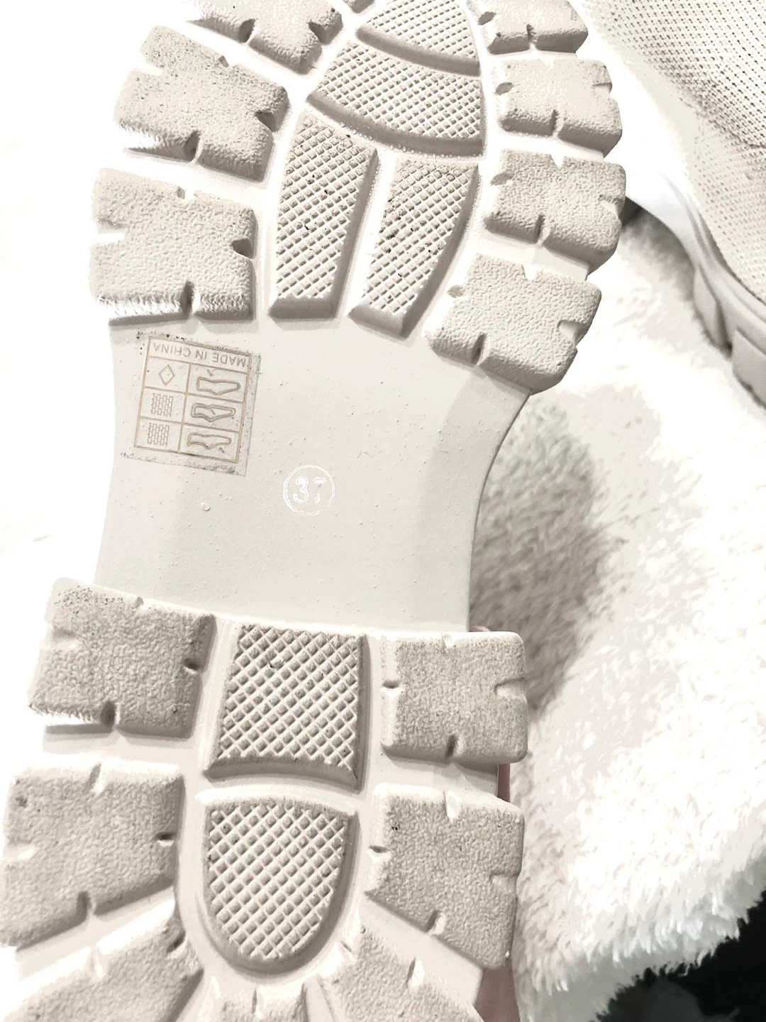 👢✨ 【未使用品】女性用ブーツ🌟✨の写真8枚目