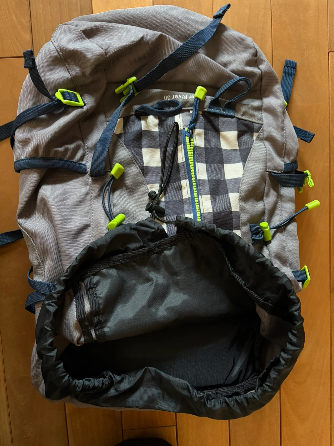 コロンビア Weber River 30 リュックの写真7枚目