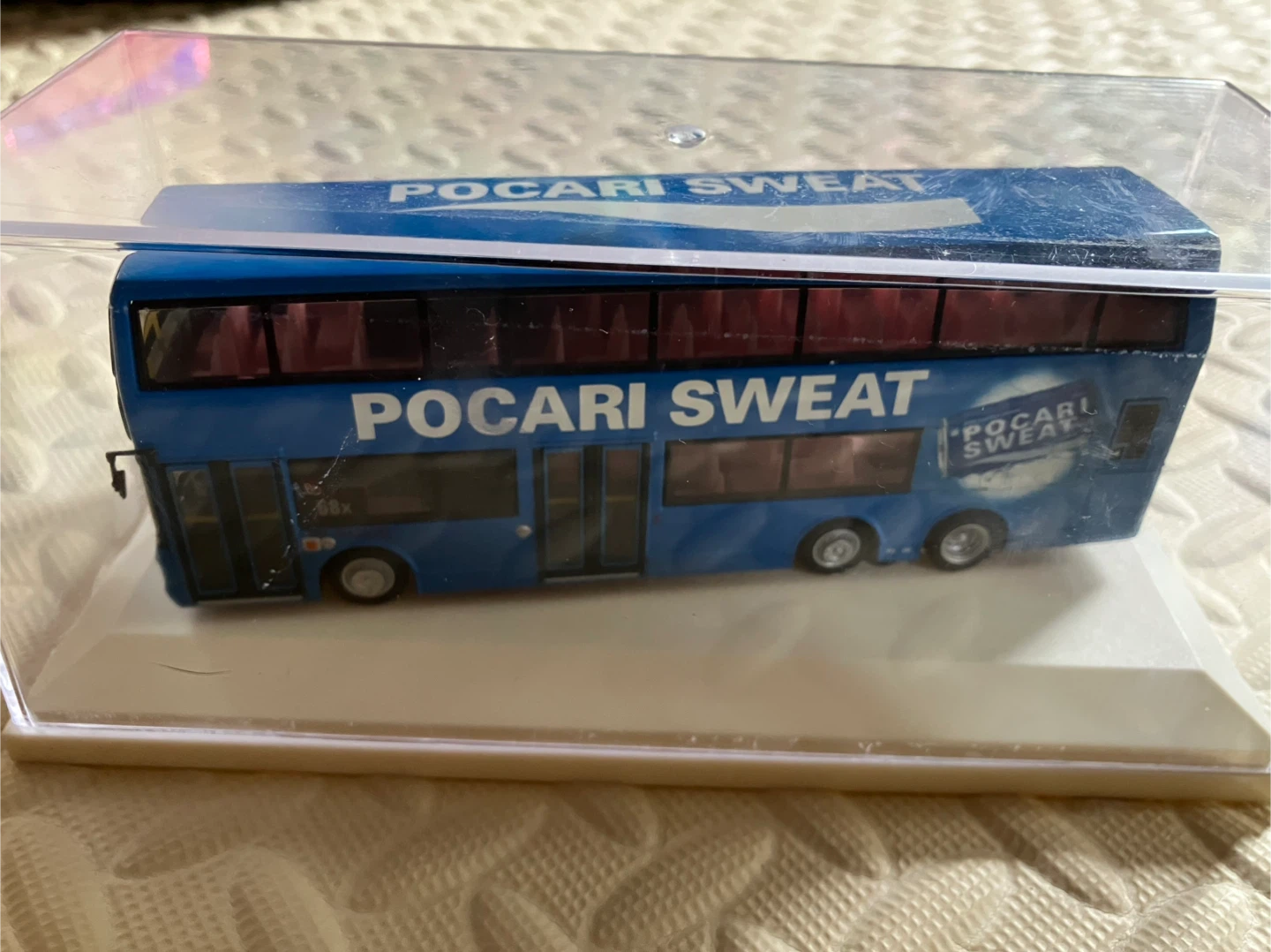 ☆他購入の方には差し上げます。ポカリスエット バス型ミニカー