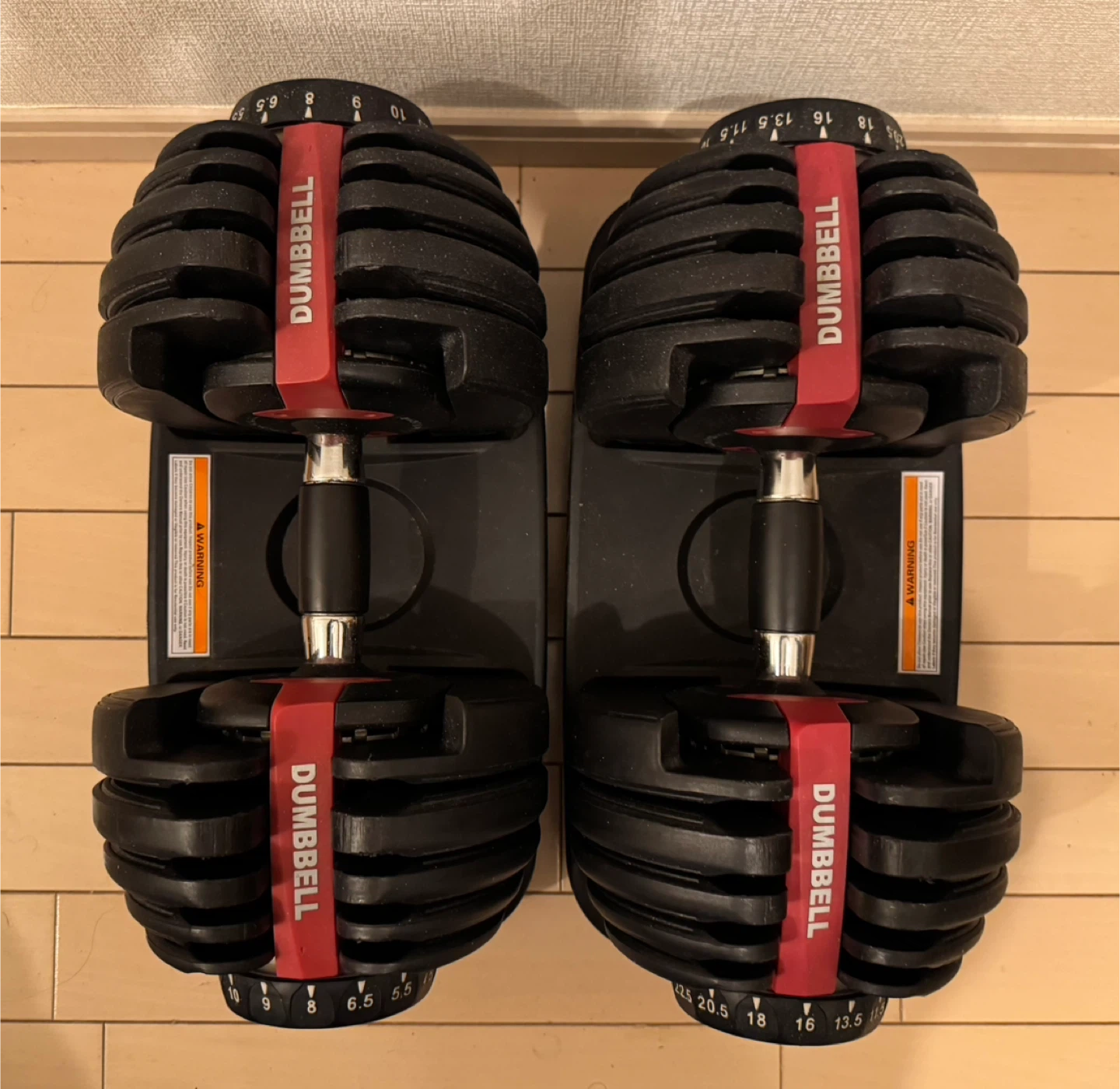 ダンベル 可変式 24kg 2個、衝撃吸収マットの写真2枚目