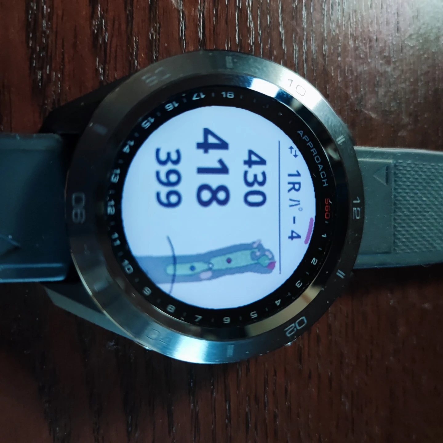 Garmin　ガーミン　GPSスマートウォッチ approach s60 プレミア版