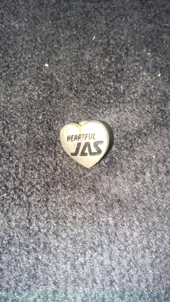 JAS ハート型ピンバッジ
