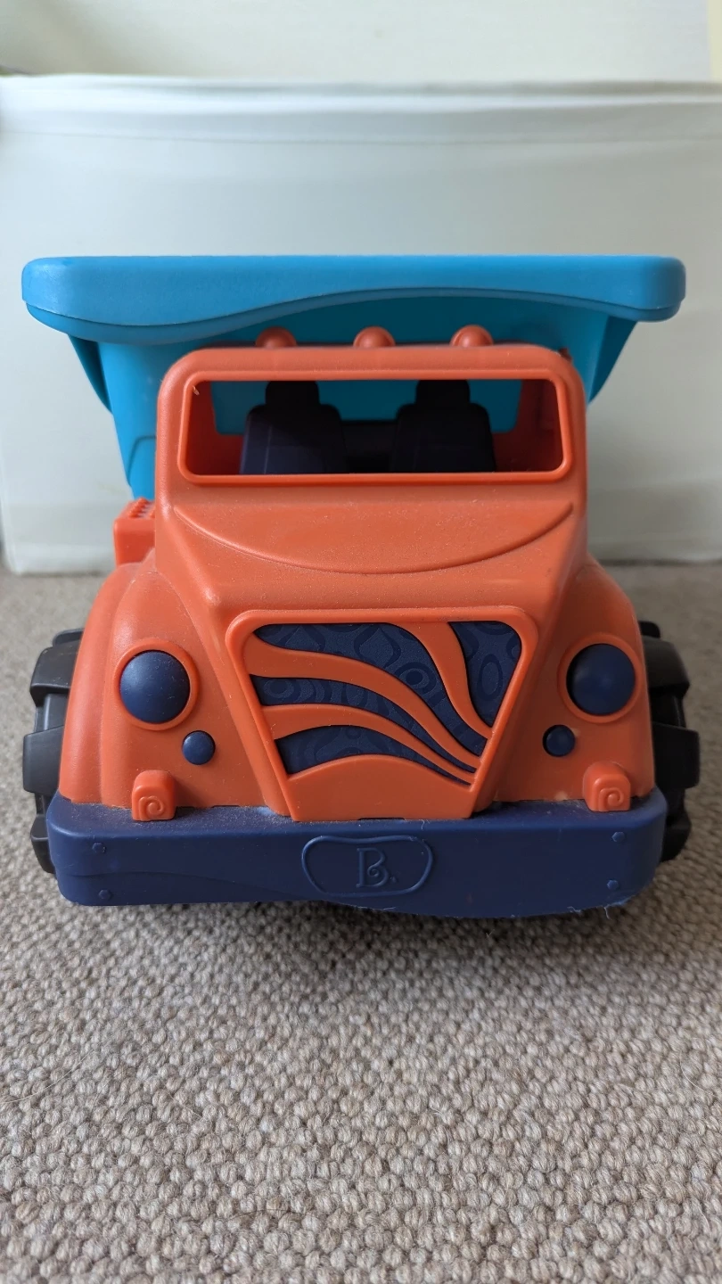 グリーントイズ 車のおもちゃ2点セットの写真5枚目