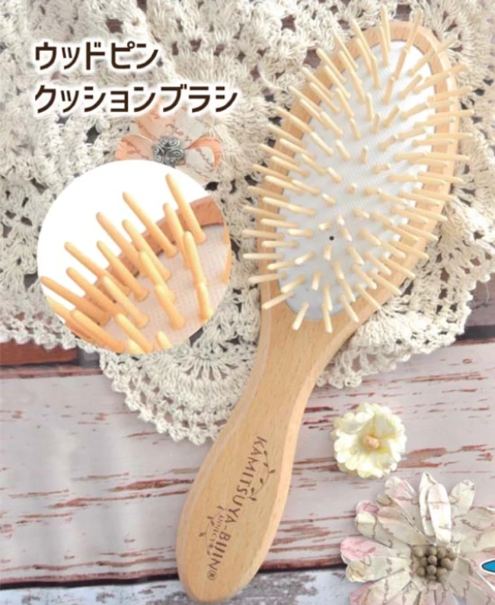 【新品】髪艶美人 ウッドピンクッションブラシ 木製ピンだから静電気を抑える