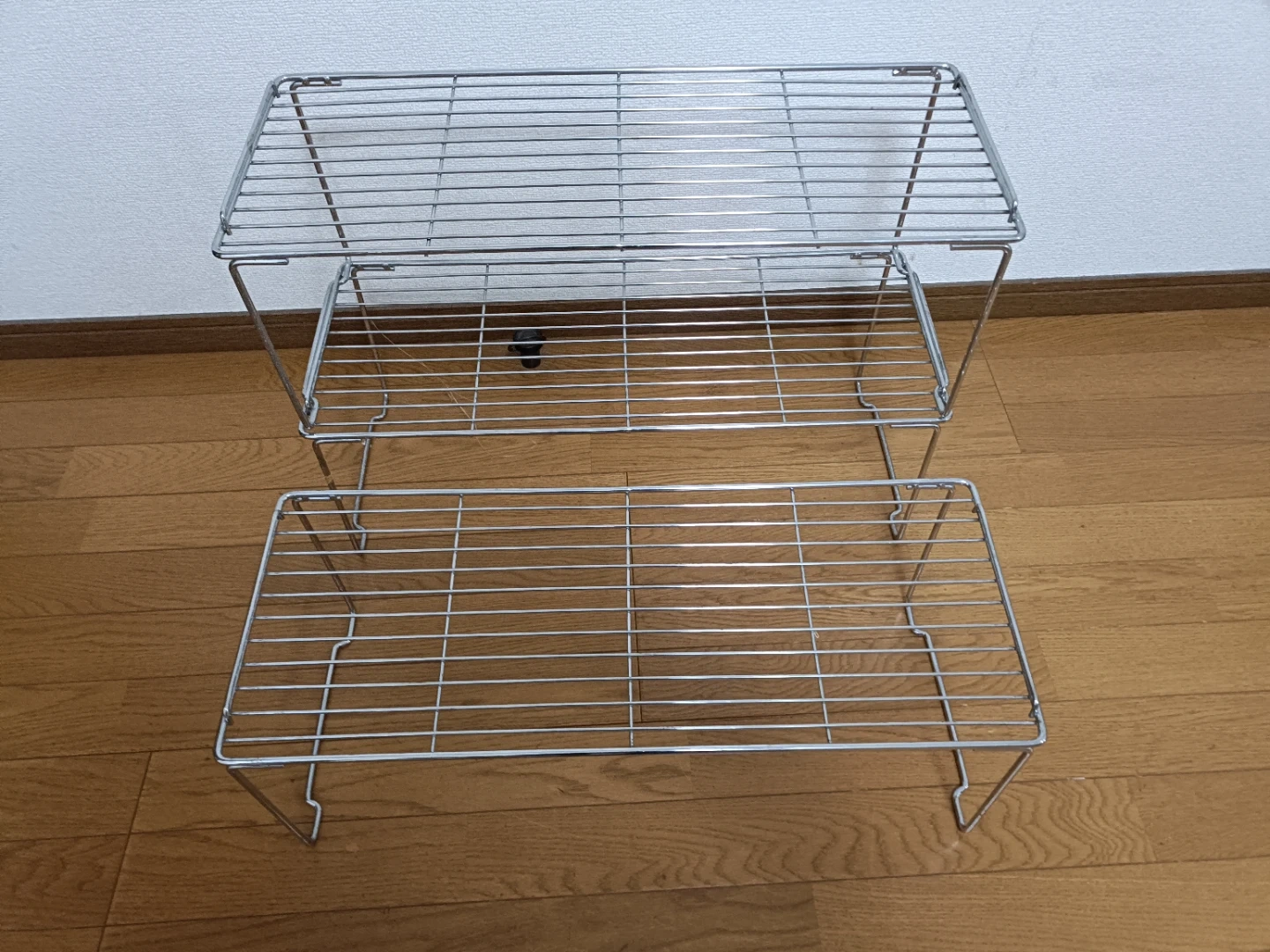スチール製 3段ラックの写真2枚目
