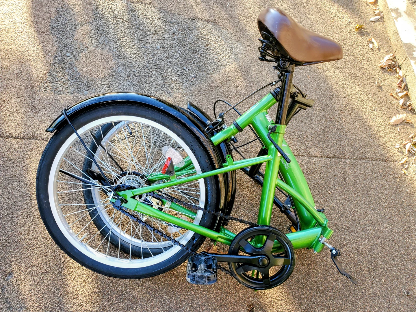 折りたたみ自転車20インチの写真2枚目