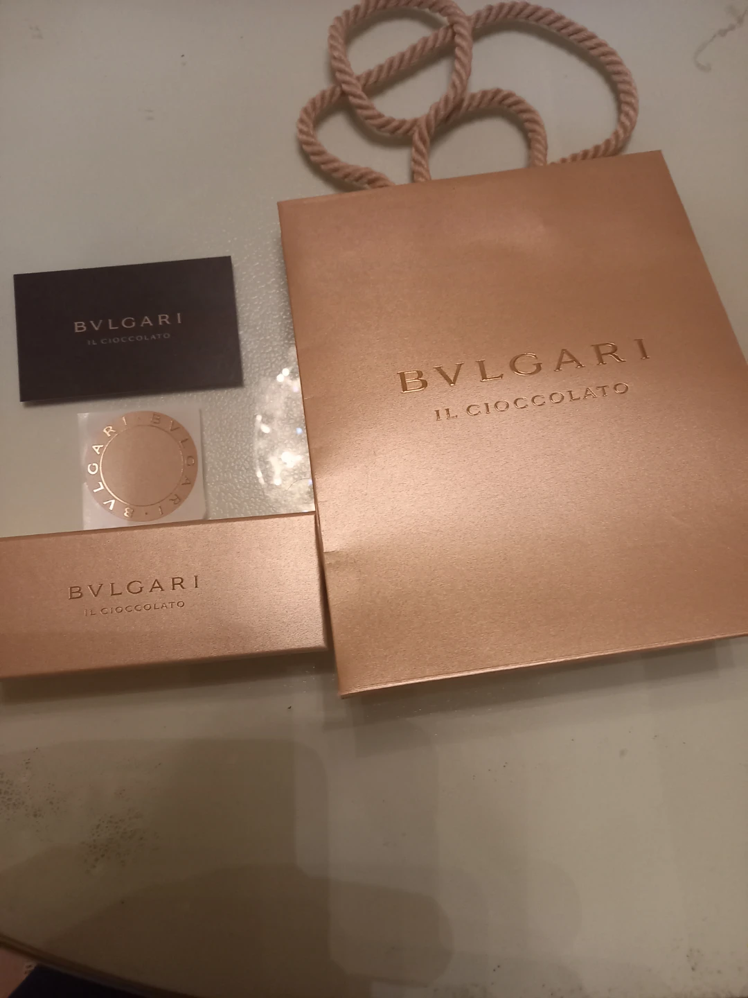 BVLGARI チョコレートギフトボックス (空き箱)ショッパー