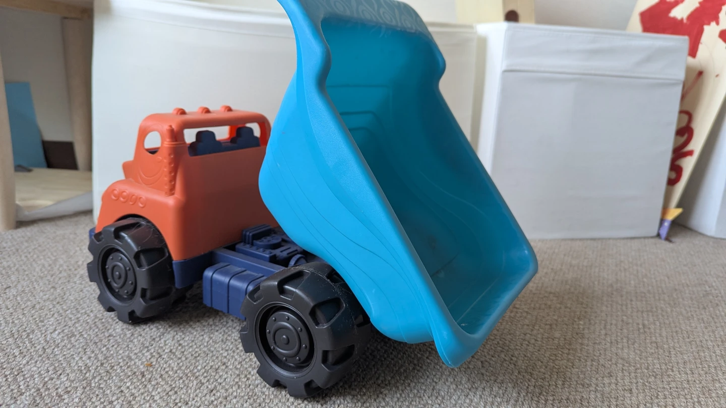 グリーントイズ 車のおもちゃ2点セットの写真7枚目