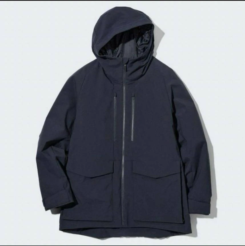 定価￥12,900 ユニクロ ハイブリッドダウンパーカ  Lサイズ