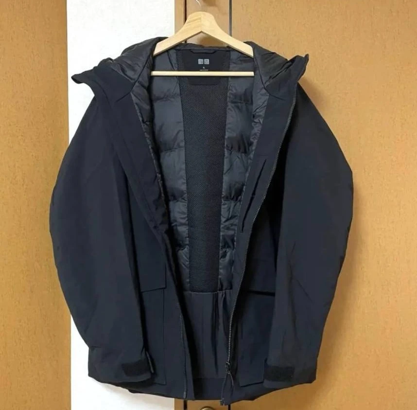 定価￥12,900 ユニクロ ハイブリッドダウンパーカ  Lサイズの写真2枚目