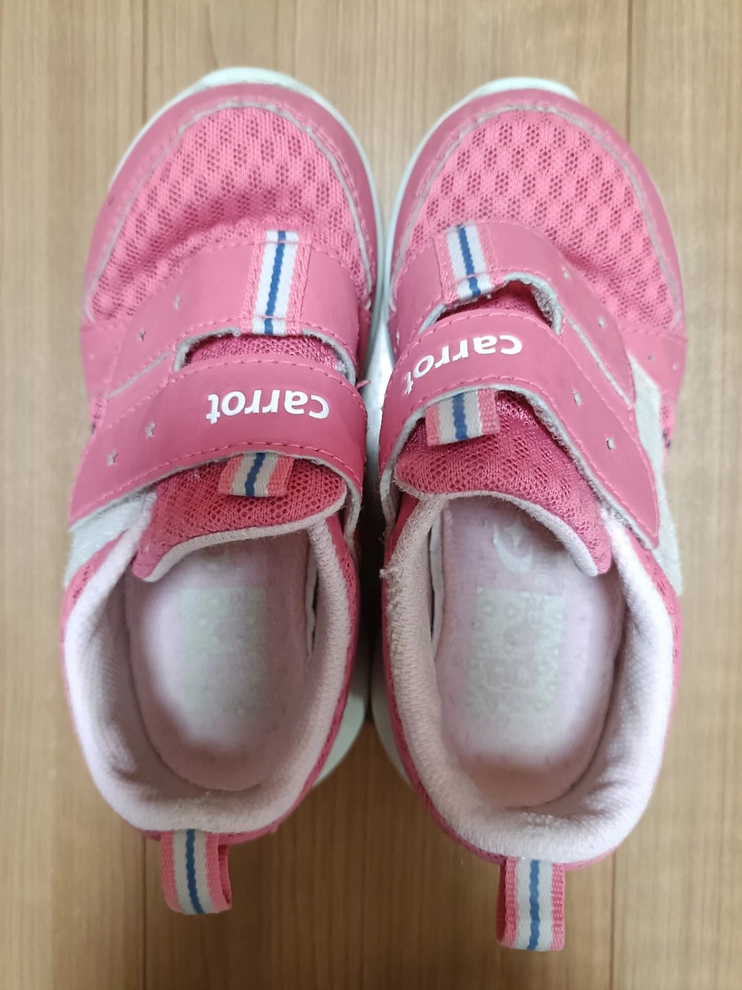 キャロット キッズシューズ ピンクの写真2枚目