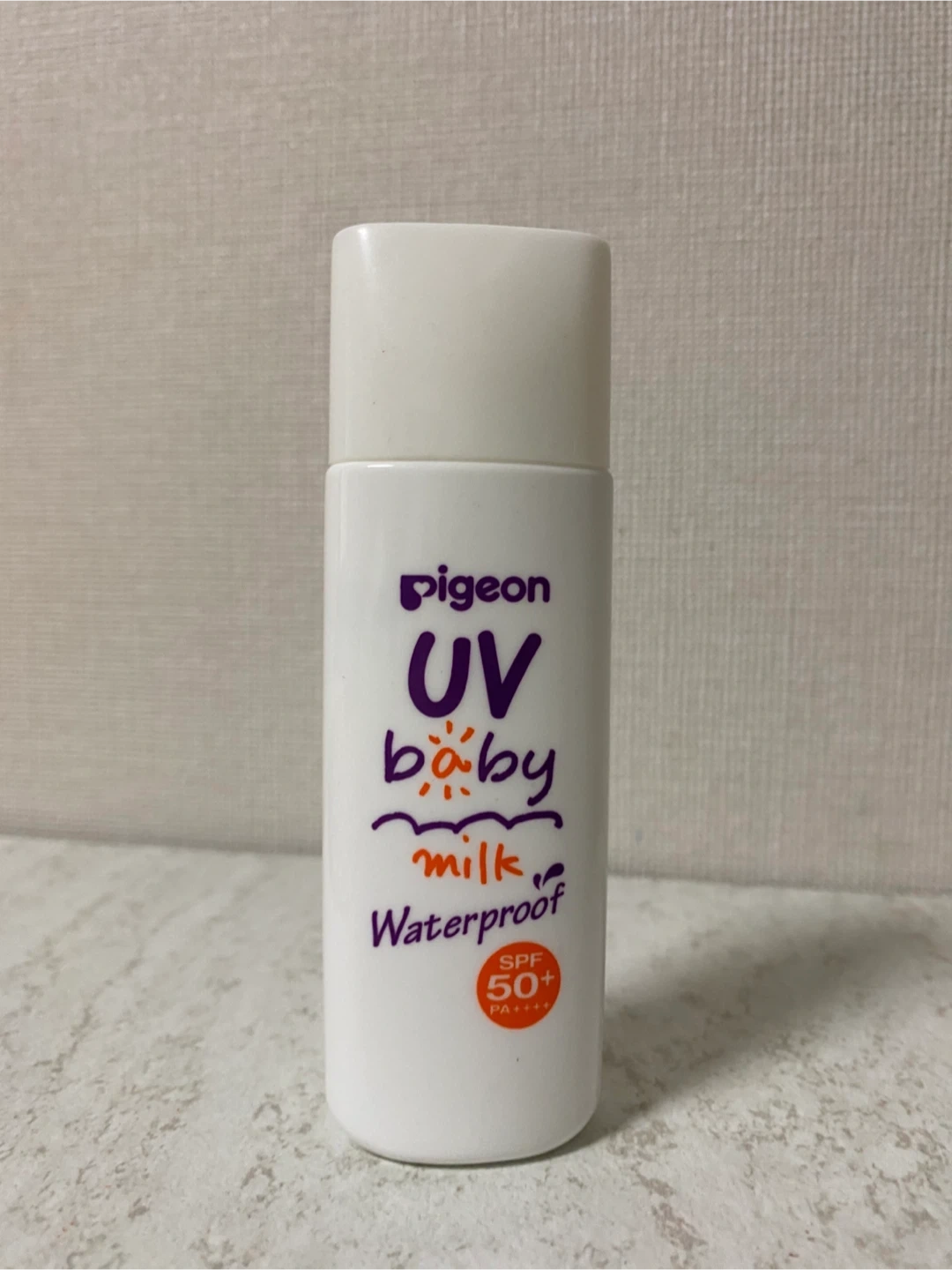ピジョン UVベビーミルク ウォータープルーフ SPF50+