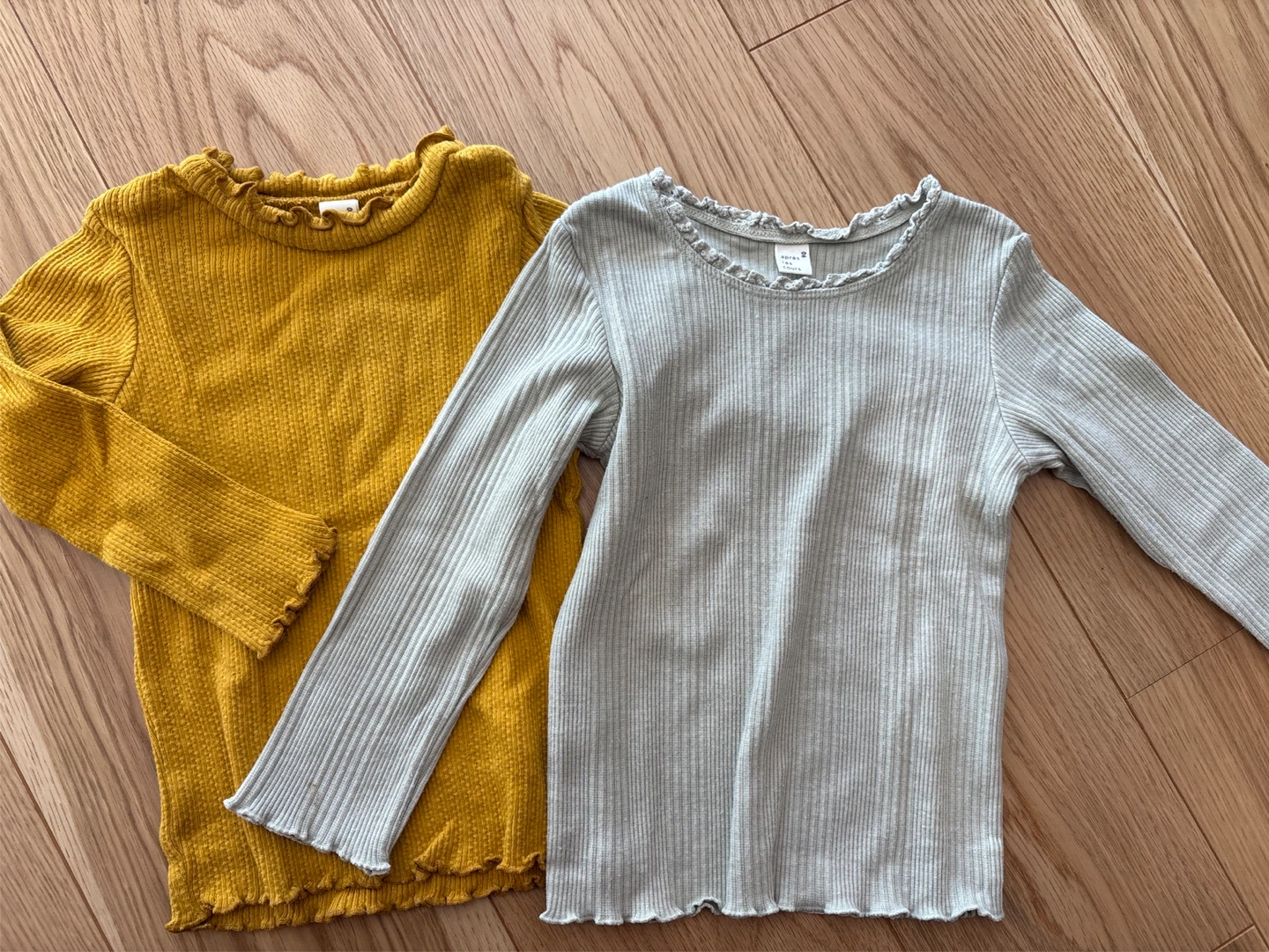 アプレレクール カットソー 2枚セットの写真2枚目