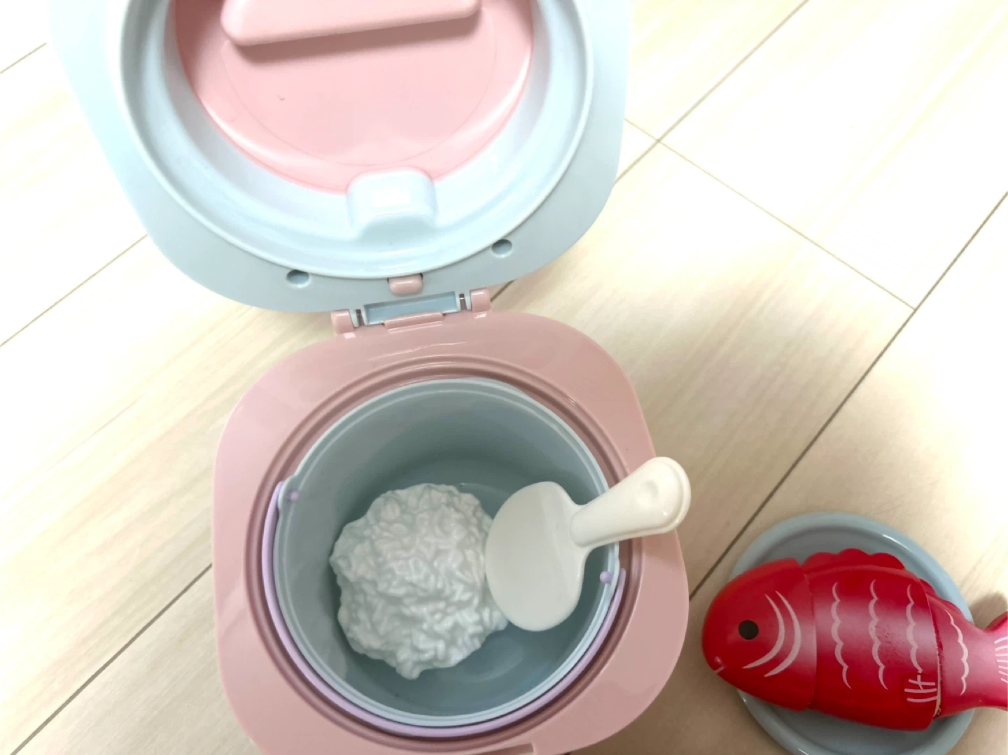 おままごと 炊飯器、ご飯、お味噌汁の写真2枚目