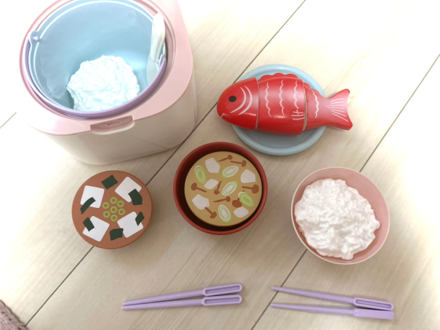 おままごと 炊飯器、ご飯、お味噌汁