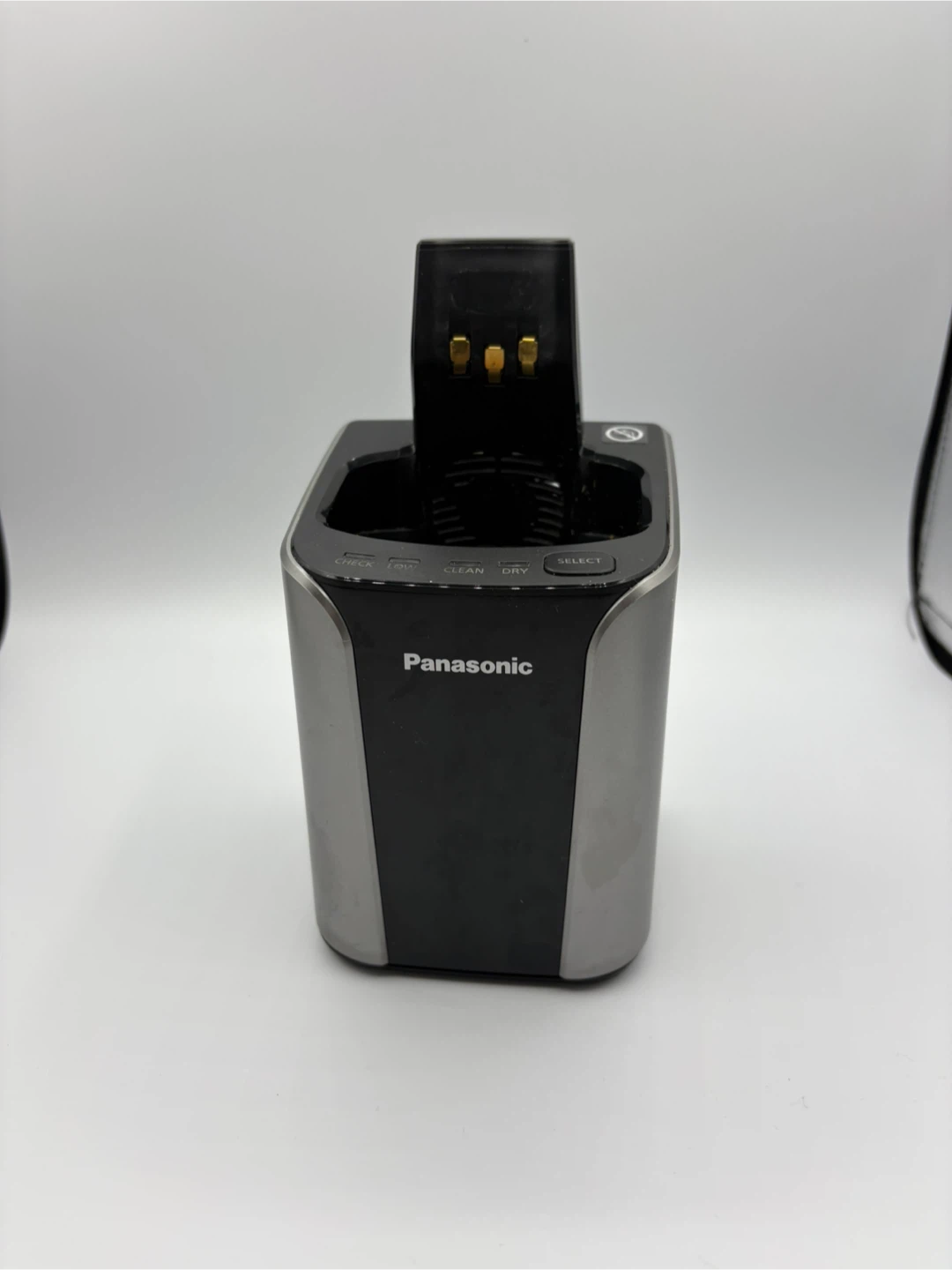 パナソニック 電気シェーバー 洗浄充電器 付属品の写真2枚目