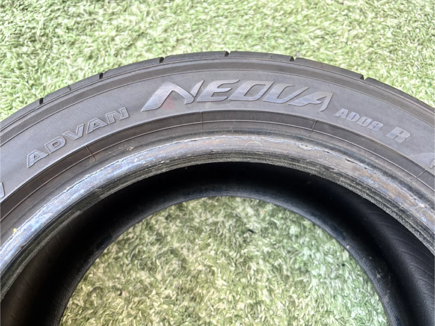 ヨコハマ ADVAN NEOVA AD08 R 195/50R15 タイヤ 2本セットの写真4枚目