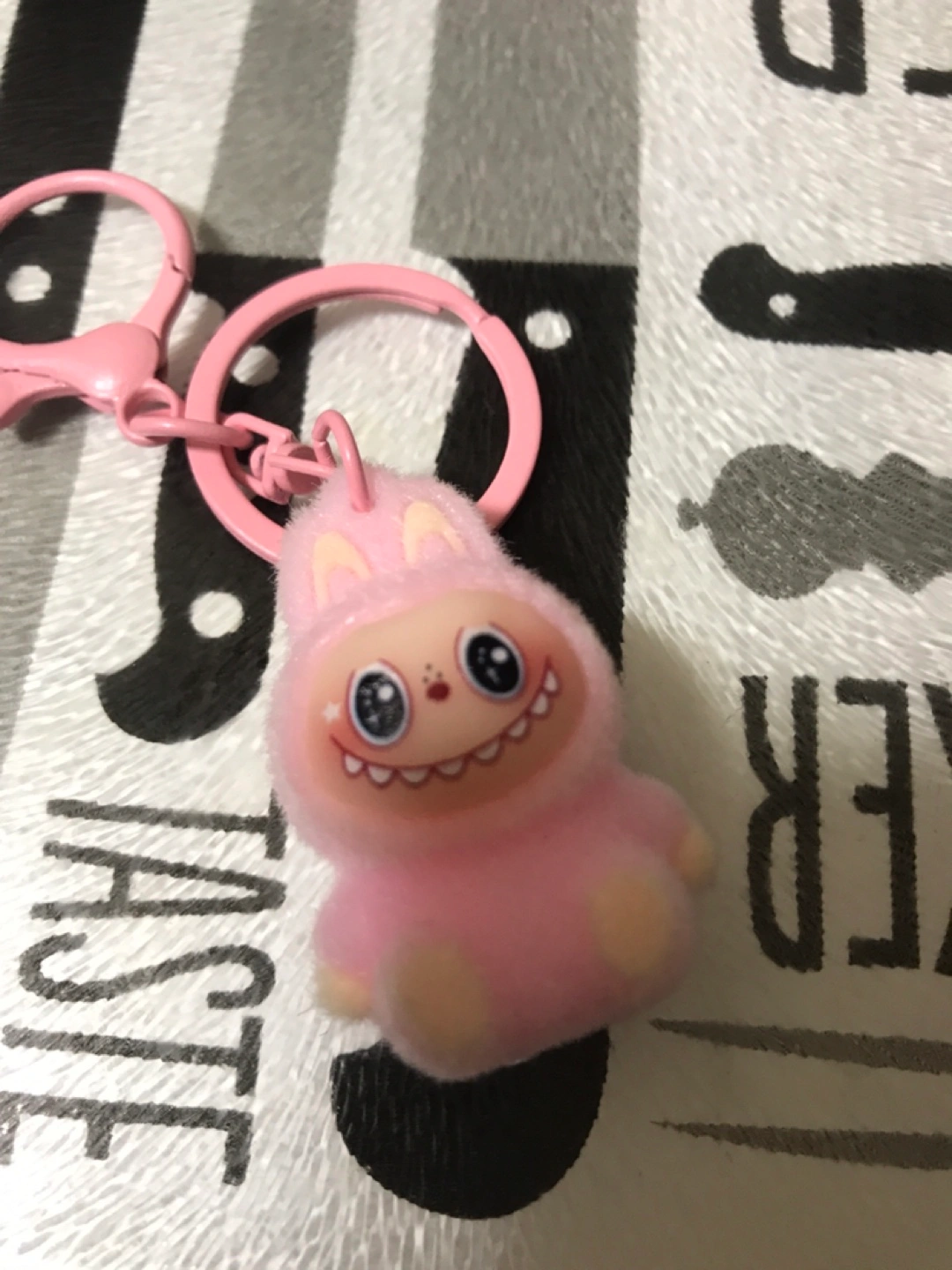 Labubuキーホルダー