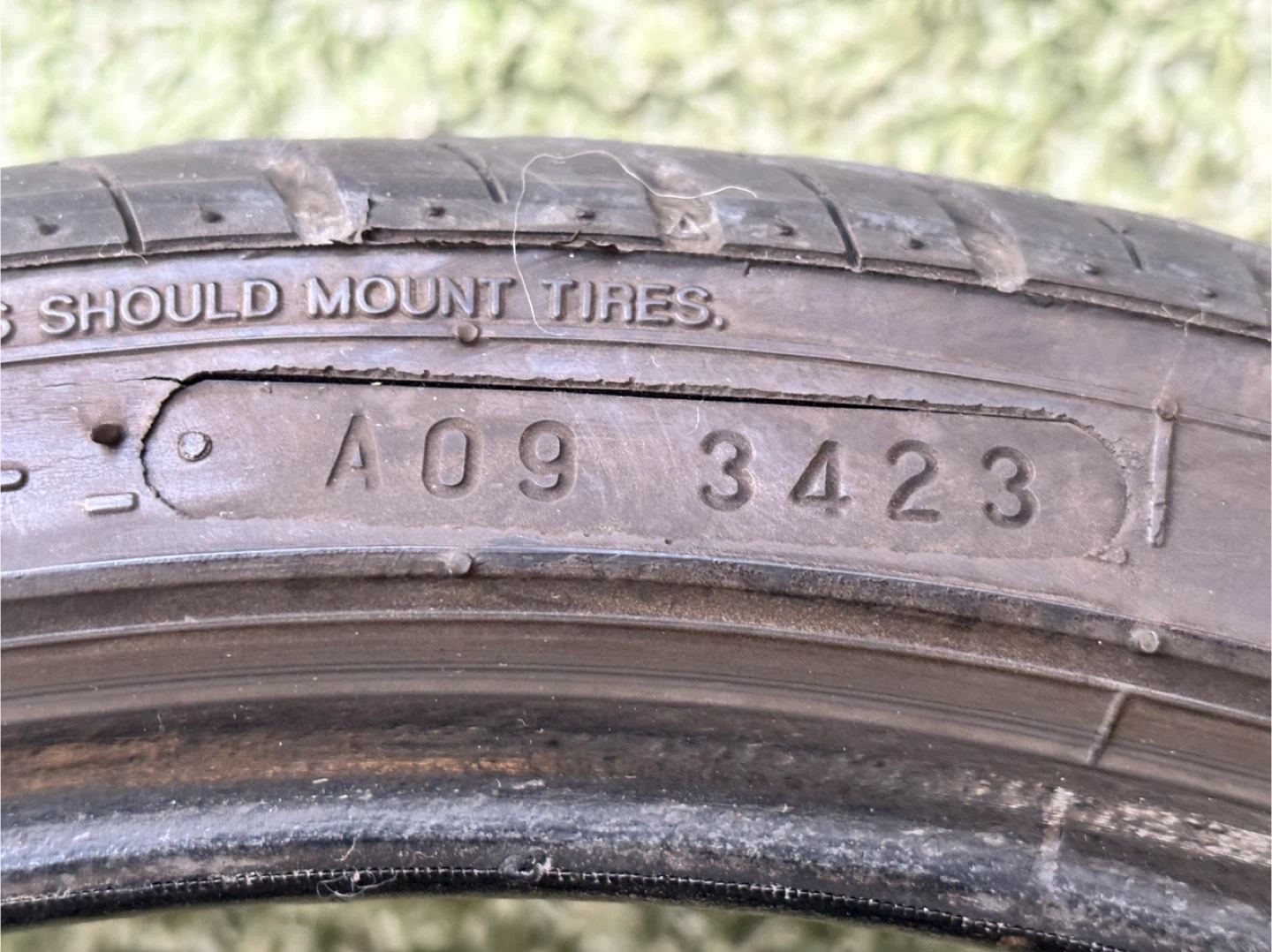 ナンカン タイヤ 215/35R18 84H 2本セットの写真4枚目