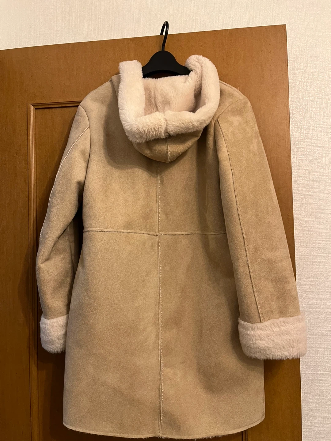 コート ベージュ