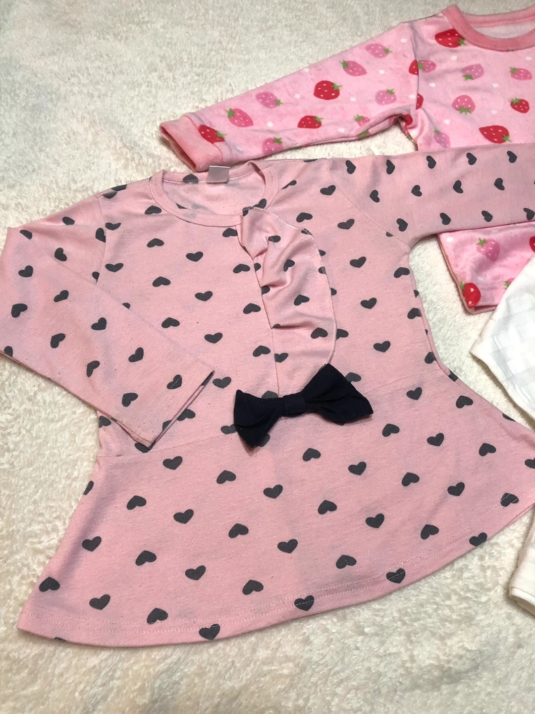 👧🌟✨3点セット:ブラウス2枚、長袖ブラウス1枚🌟✨の写真4枚目