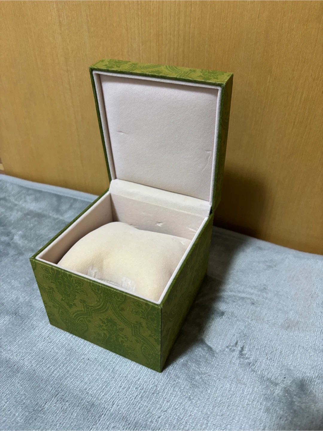 GUCCIグッチ 空箱の写真2枚目