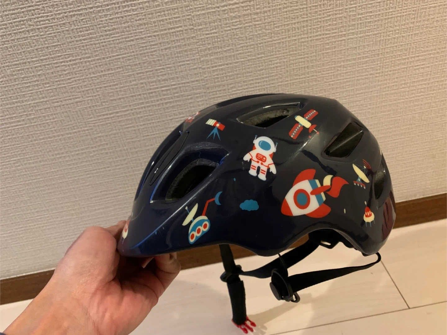 子ども用ヘルメット 宇宙柄 XSサイズ