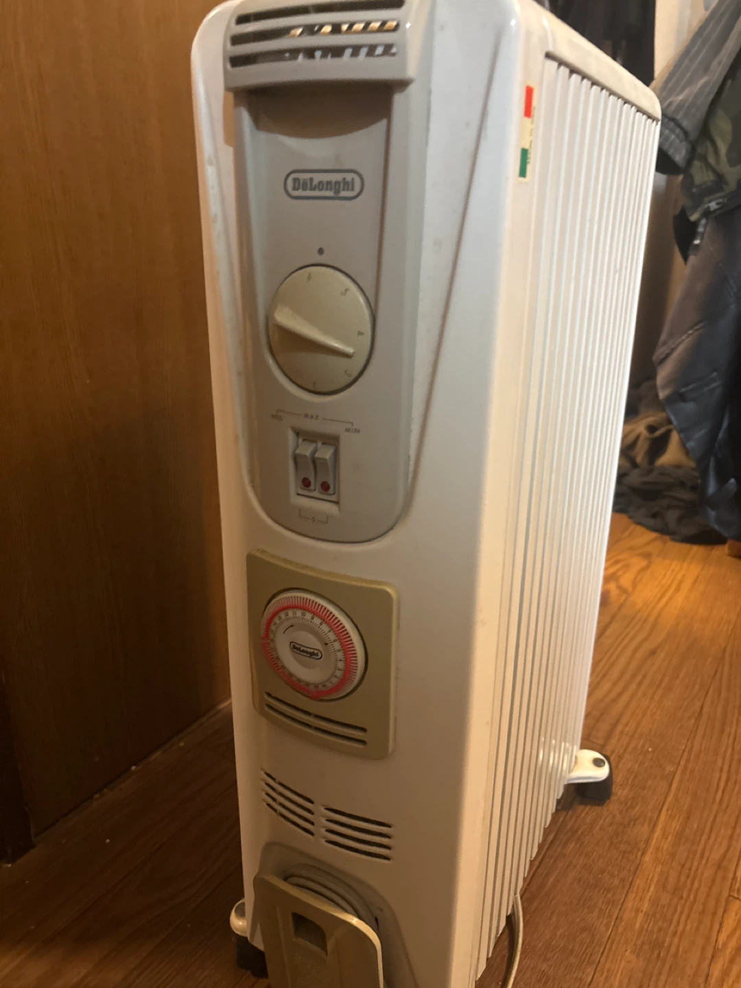 デロンギ オイルヒーターの写真2枚目