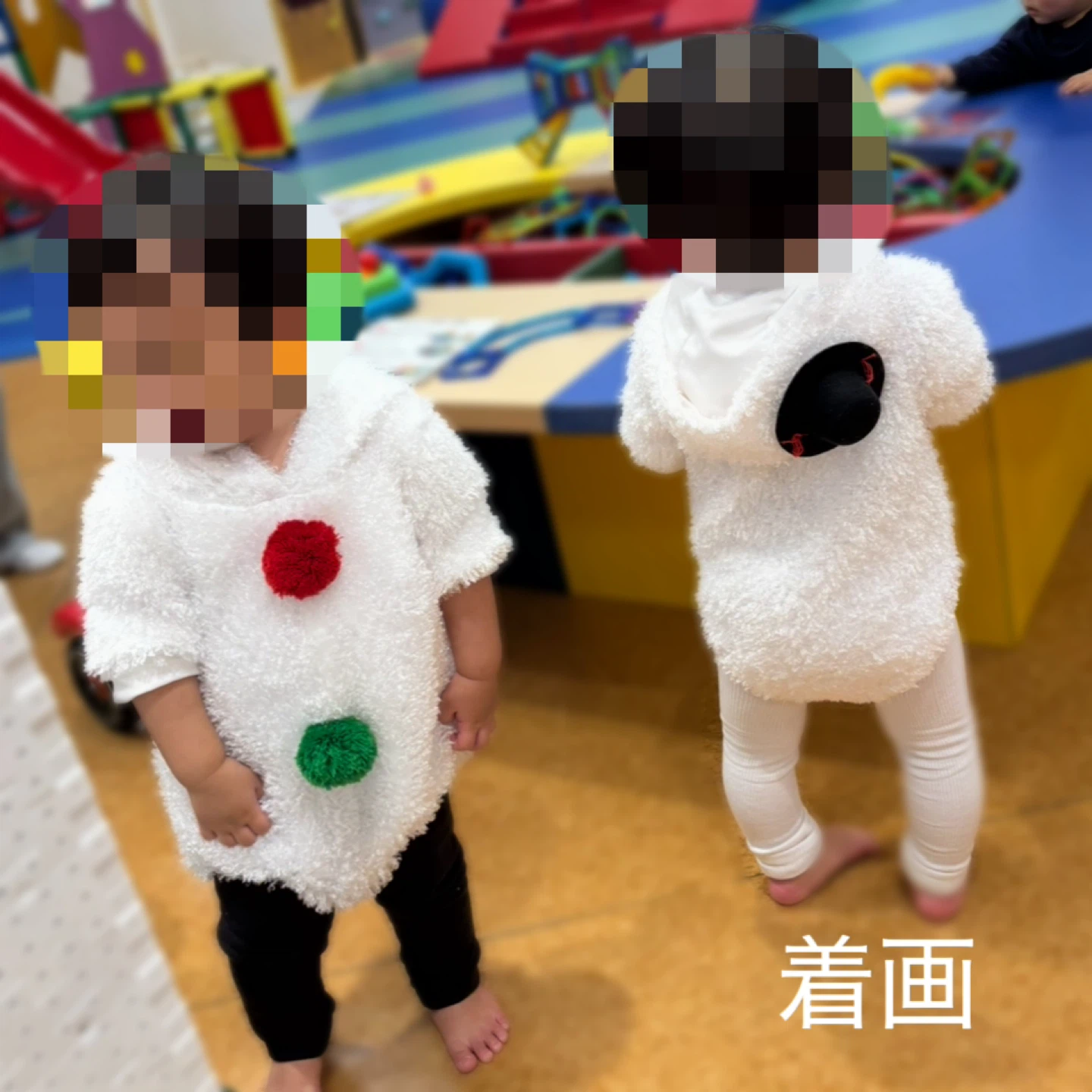 スノーマン ベビーロンパース　90-100の写真4枚目