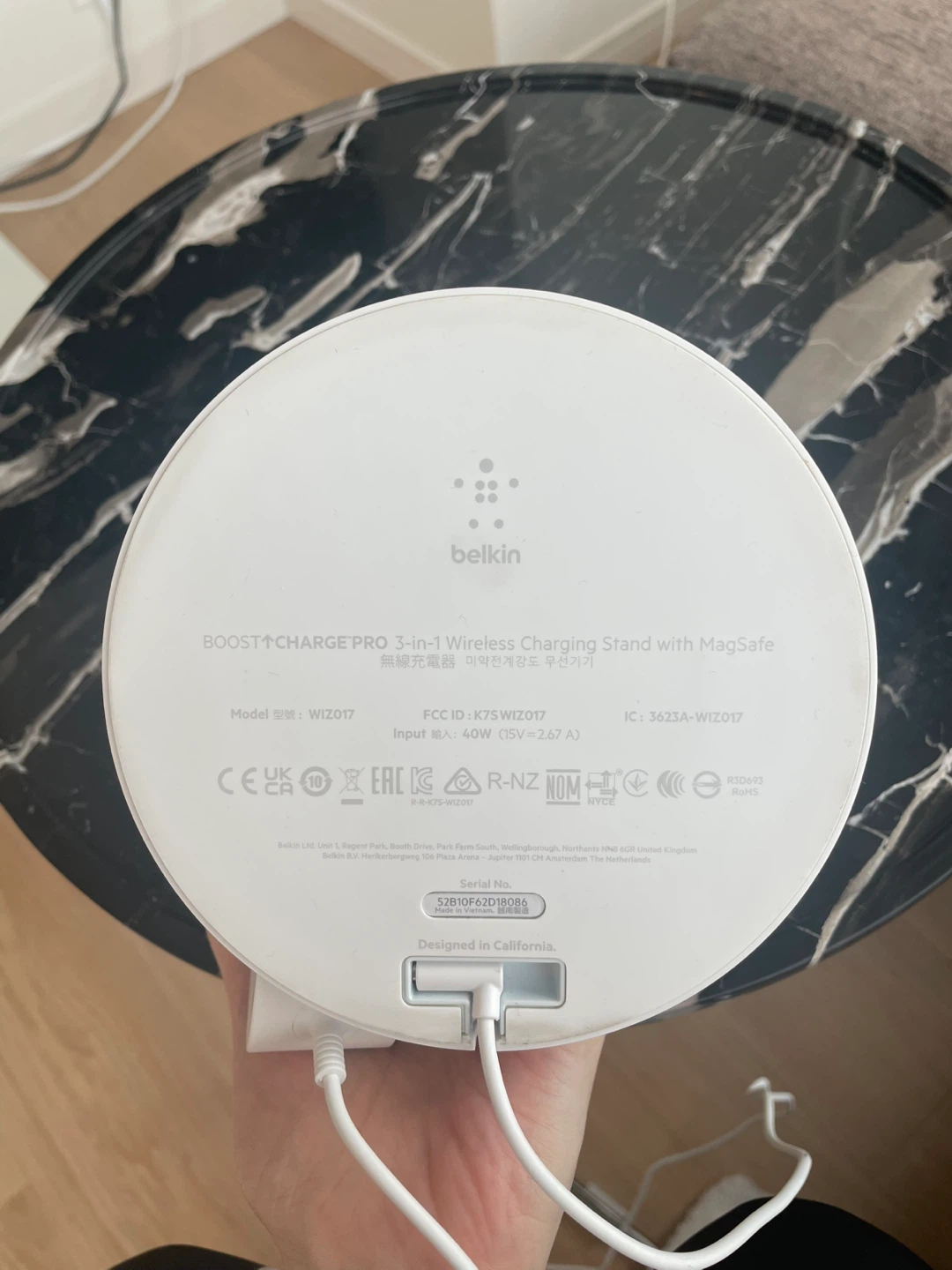ベルキン MagSafe 3in1 ワイヤレス充電器の写真4枚目