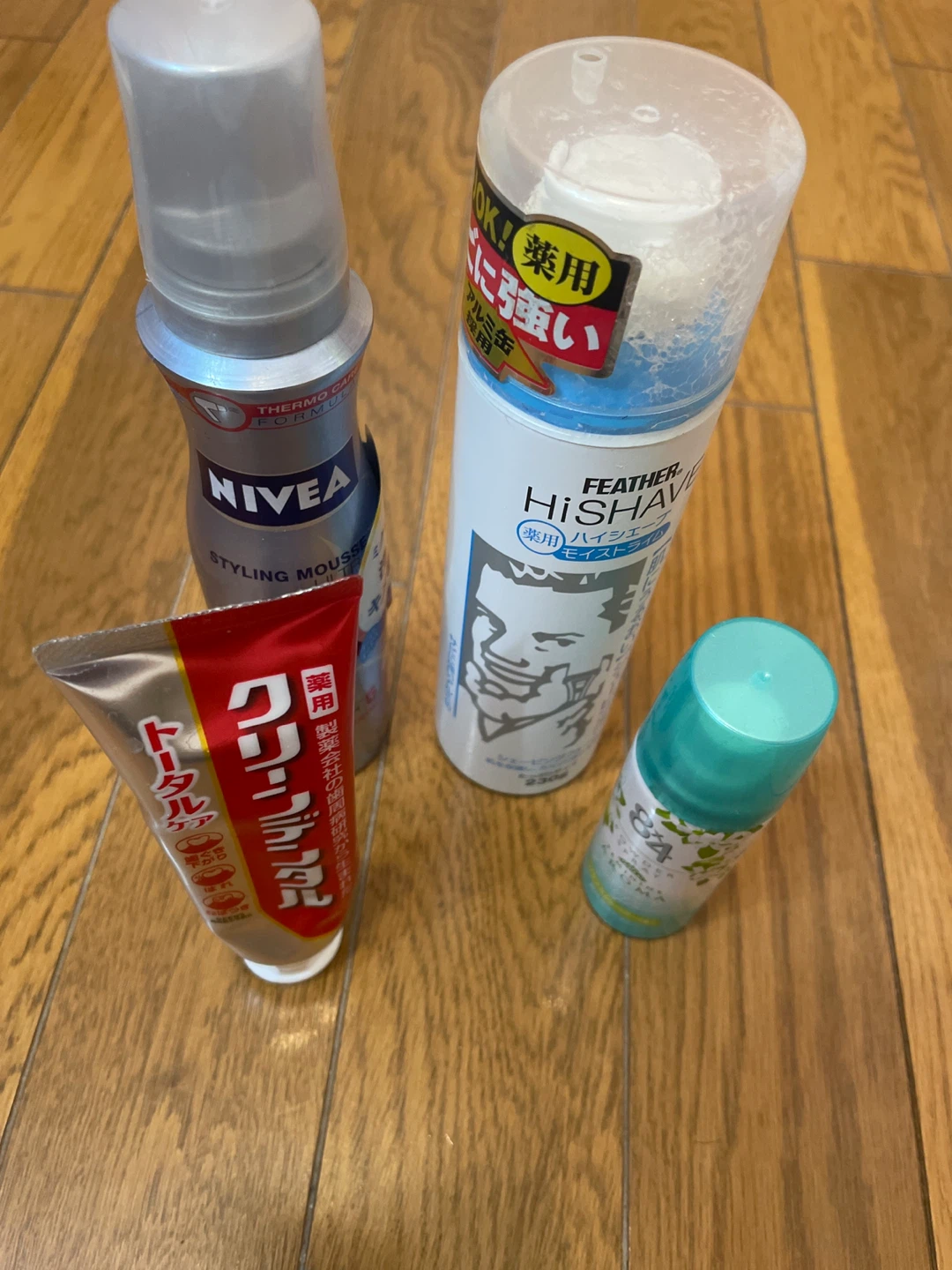ニベア スタイリングムース 他