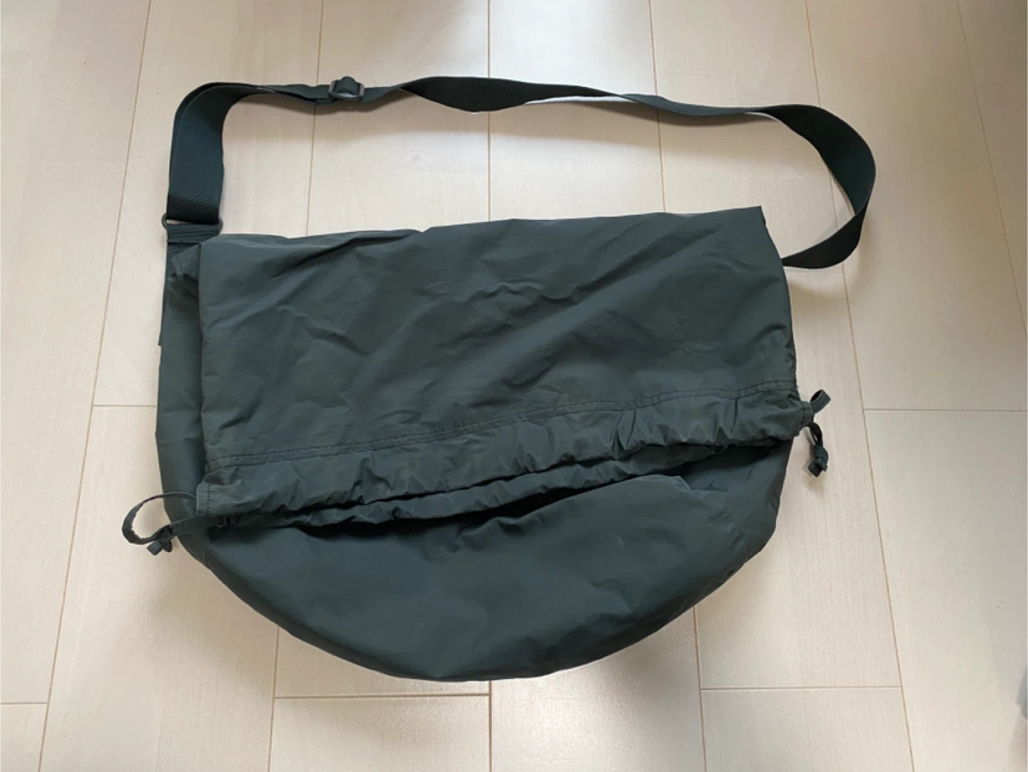 ショルダーバッグ