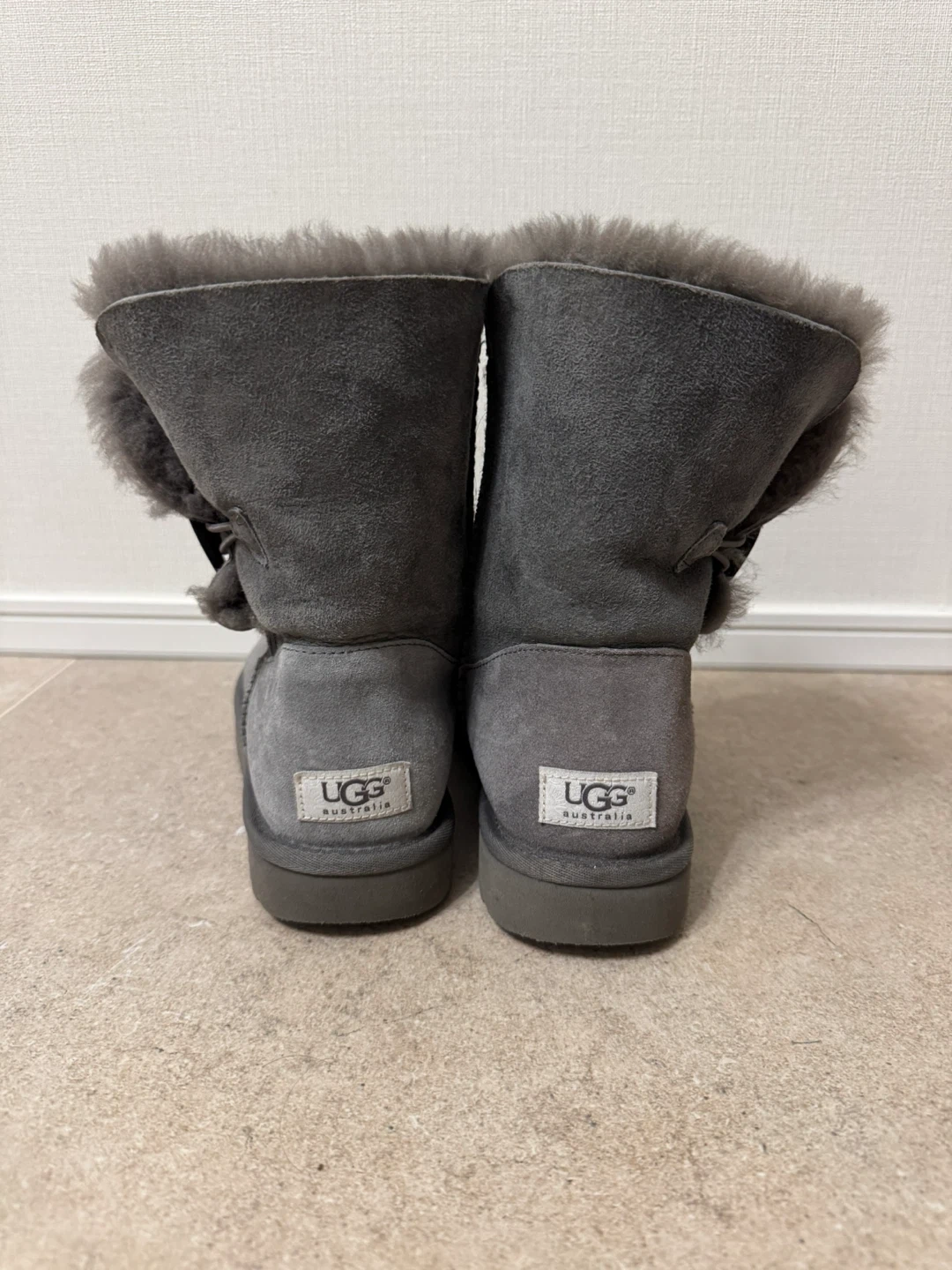 UGG ムートンブーツ グレー 25cmの写真2枚目