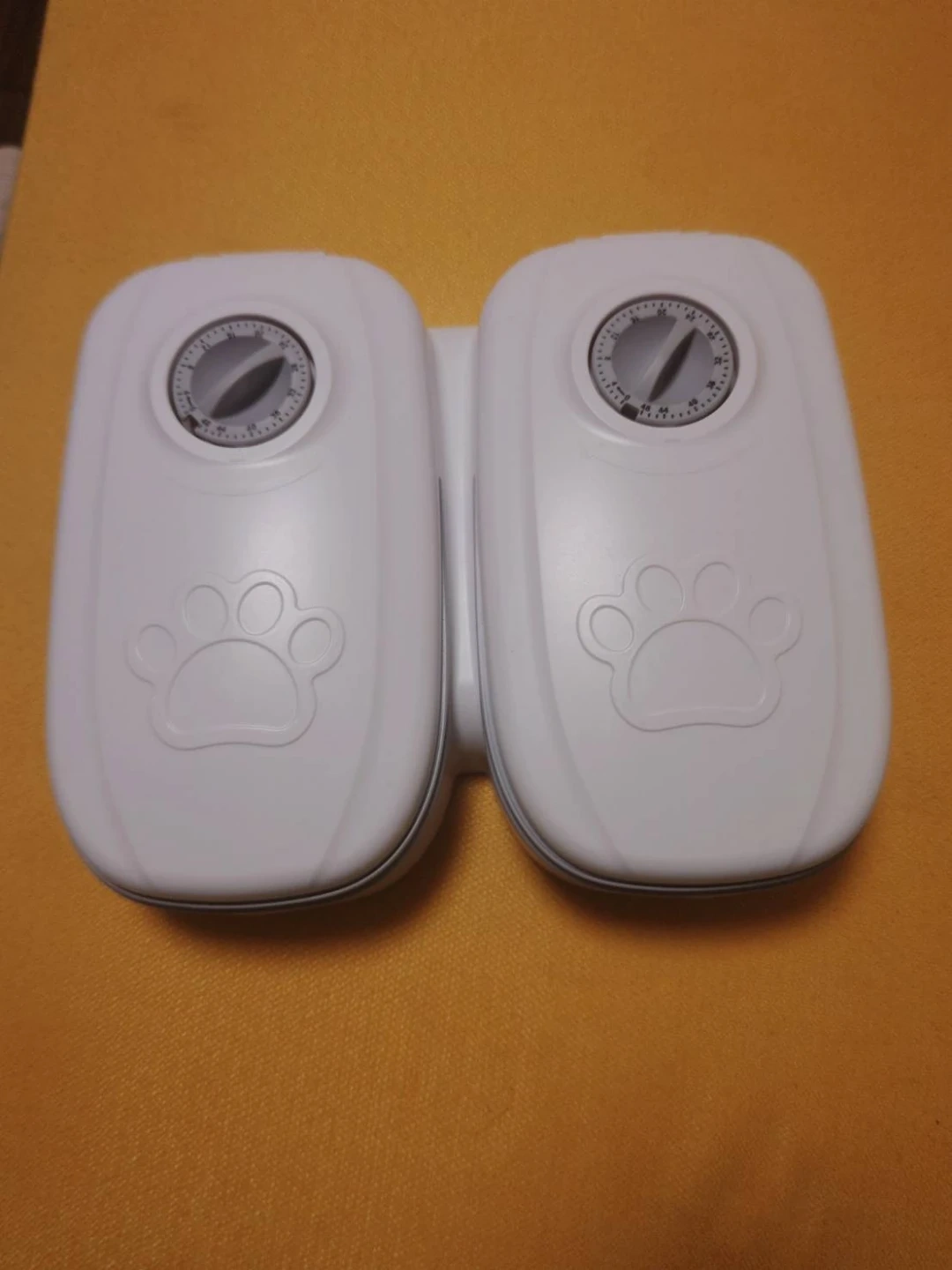 ペット用自動給餌器