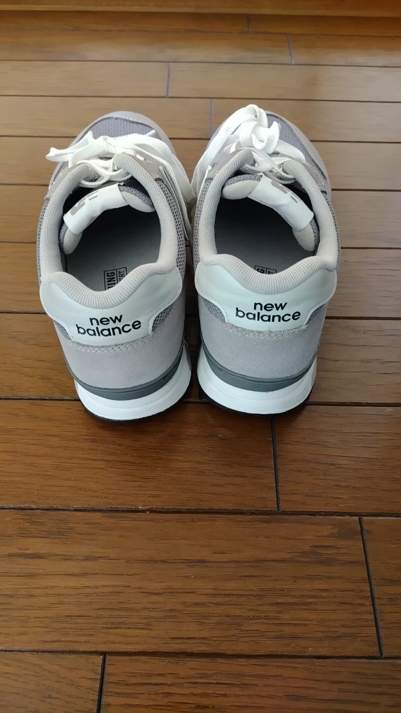 ニューバランス スニーカー グレー 996の写真3枚目