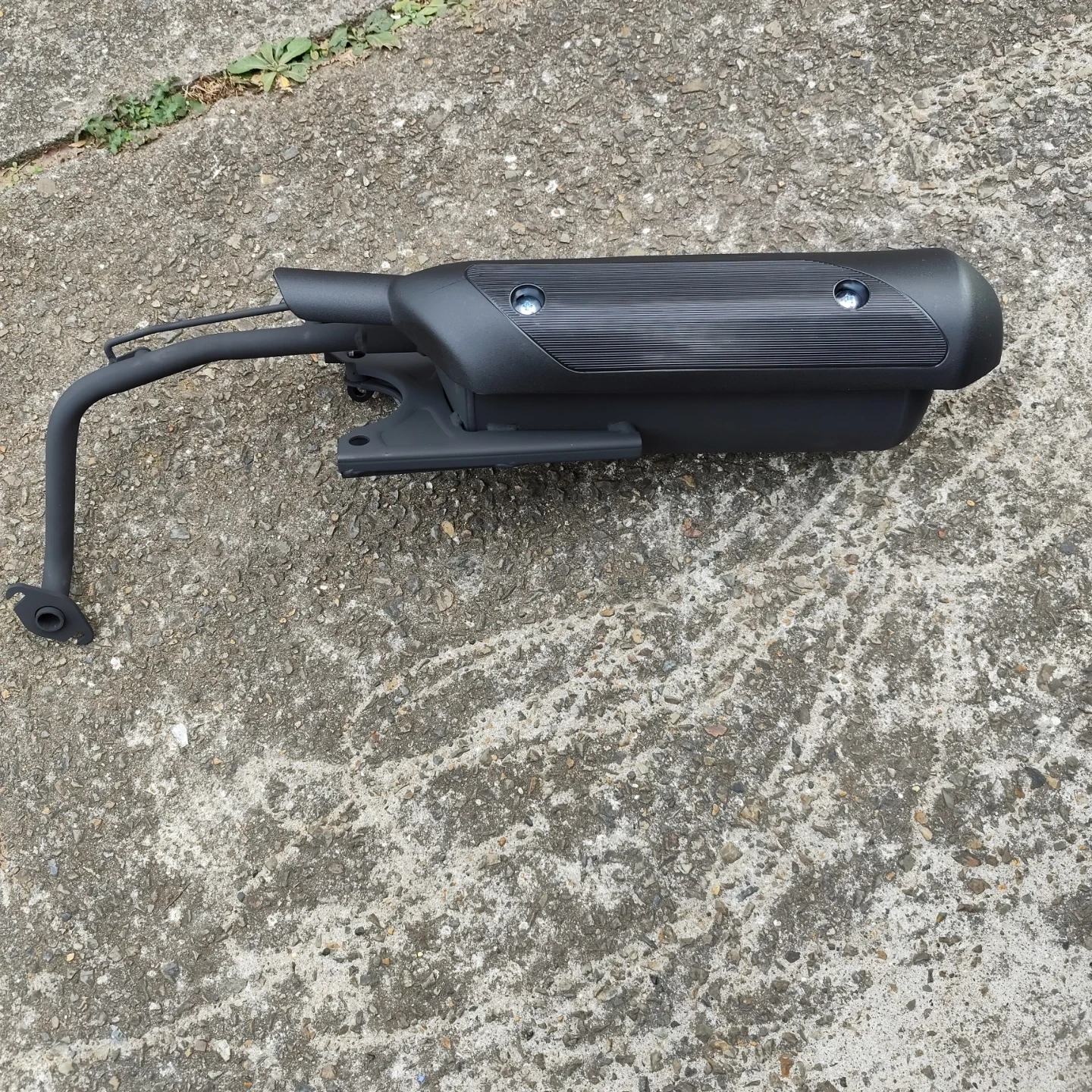 HONDA TODAY AF67/AF68ノーマルタイプマフラー新品未使用の写真2枚目