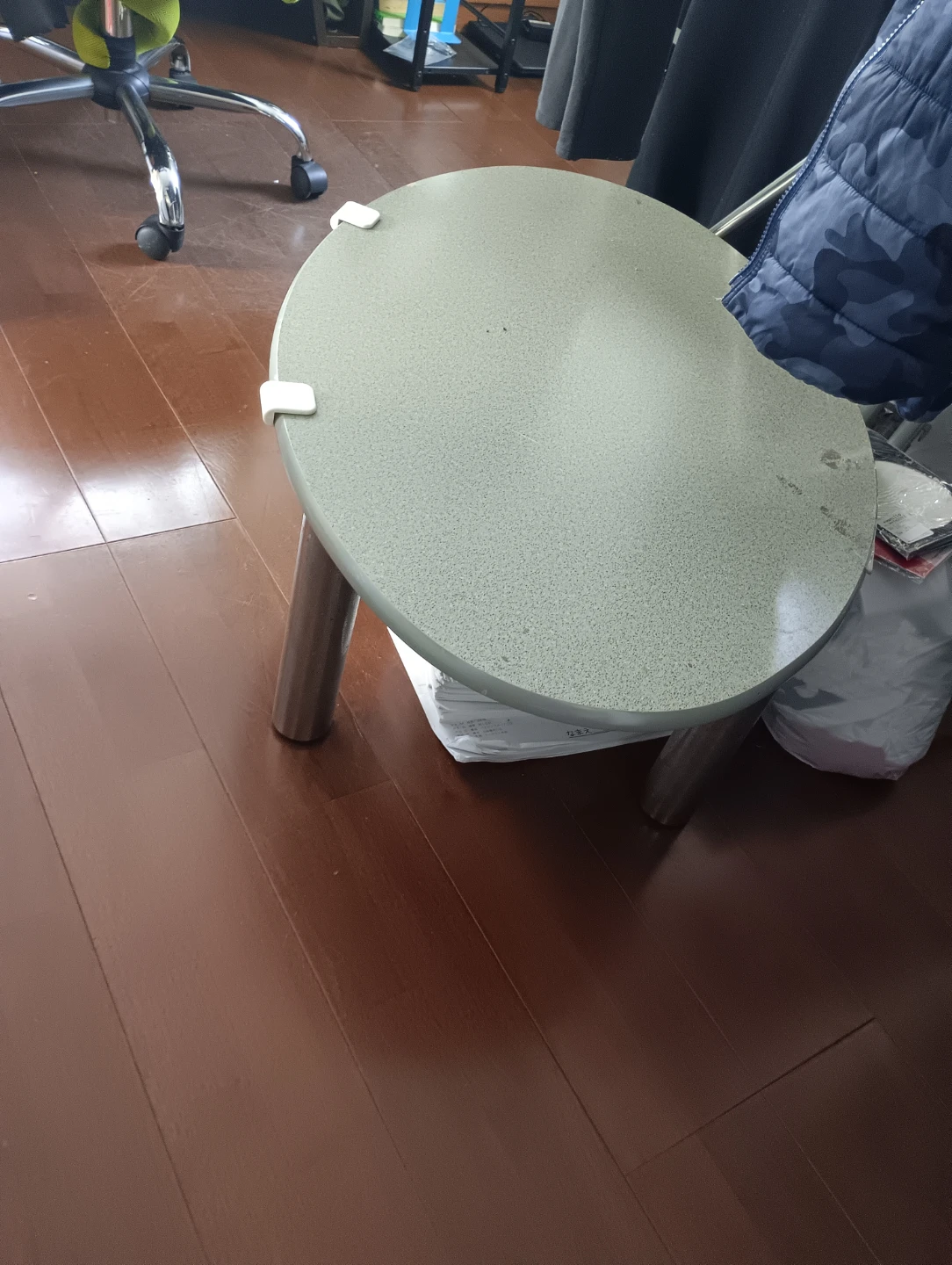 低い 丸テーブル ローテーブルの写真2枚目