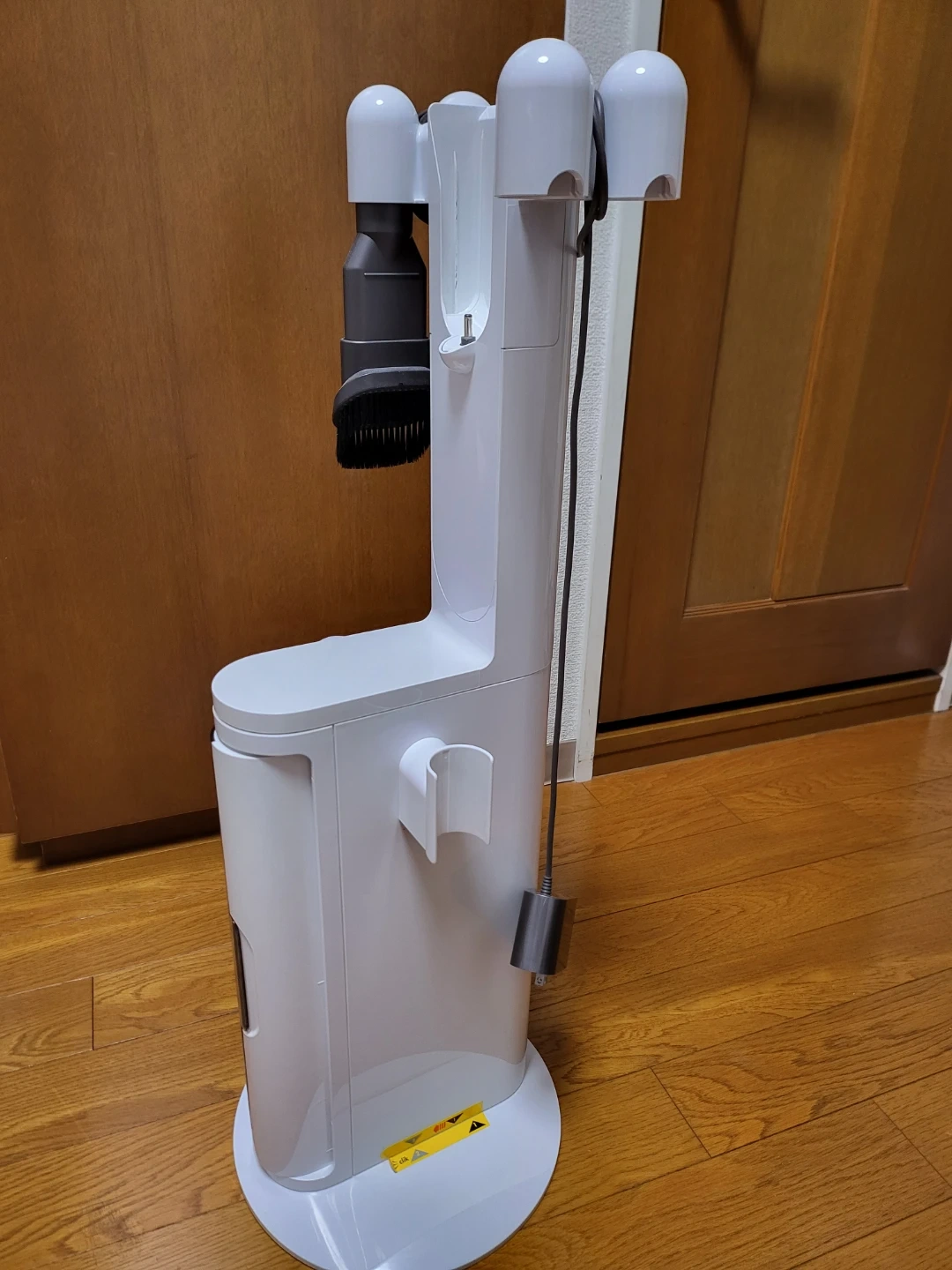 dyson充電式スタンドと付属品付きの写真8枚目