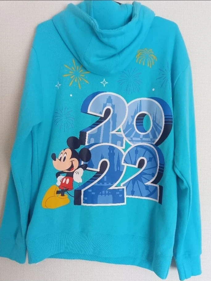 ディズニー パーカー2022年の写真2枚目