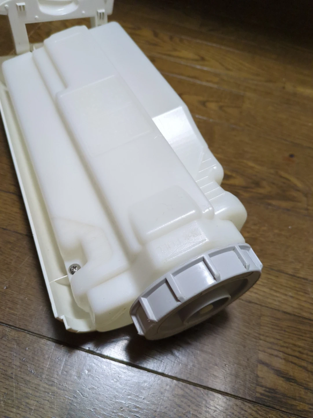 シャープ 加湿空気清浄機 KC-E50-W 2014年製の写真8枚目