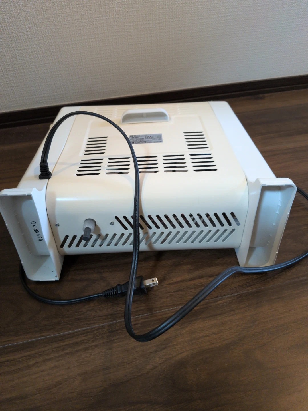 ユアサ 電気ストーブ YA-D800P(WH)の写真3枚目