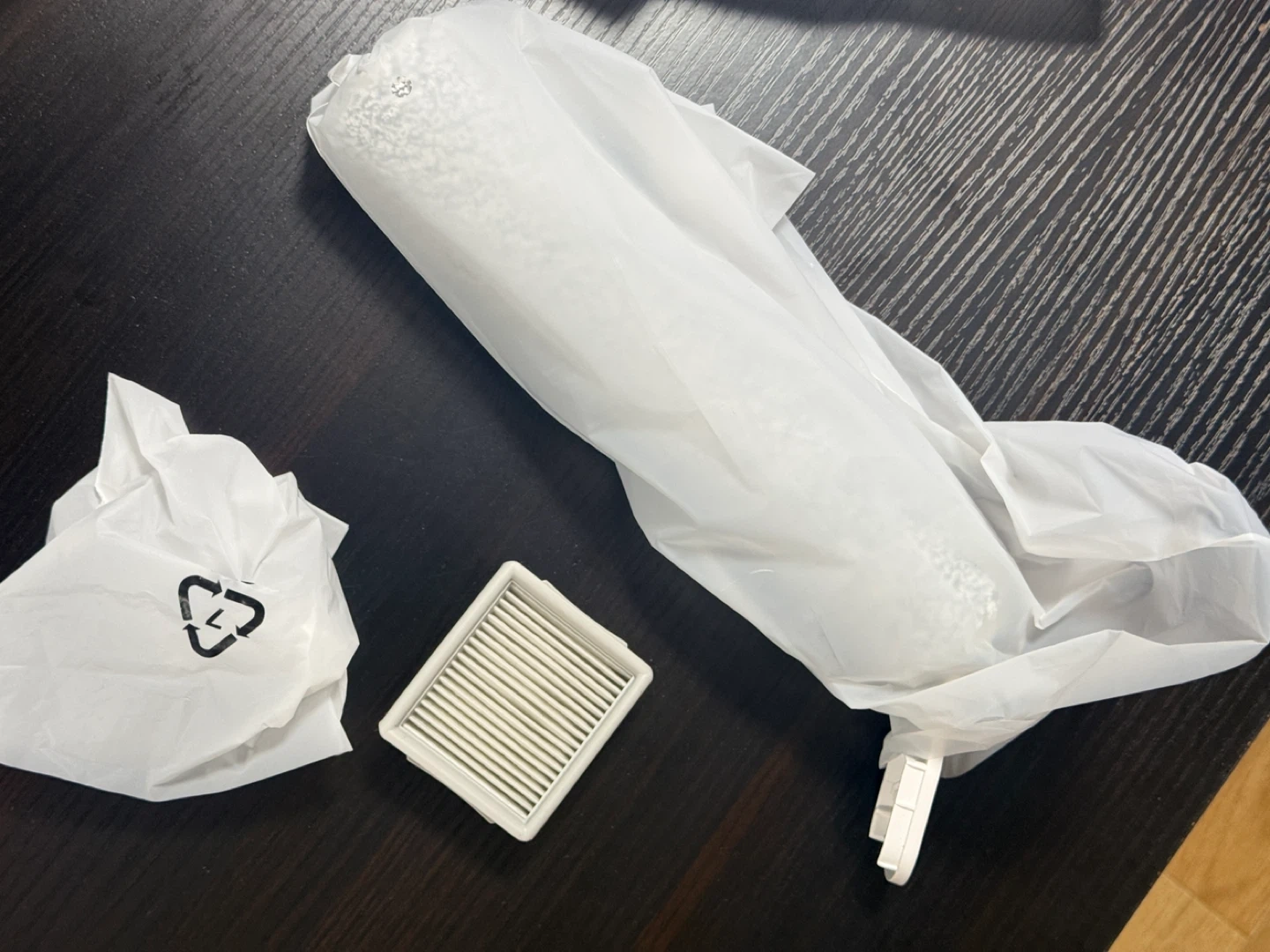 【最終値下げ/動作確認済み/交換用付属品付き】Mindoo AquaX 水拭き掃除機の写真3枚目