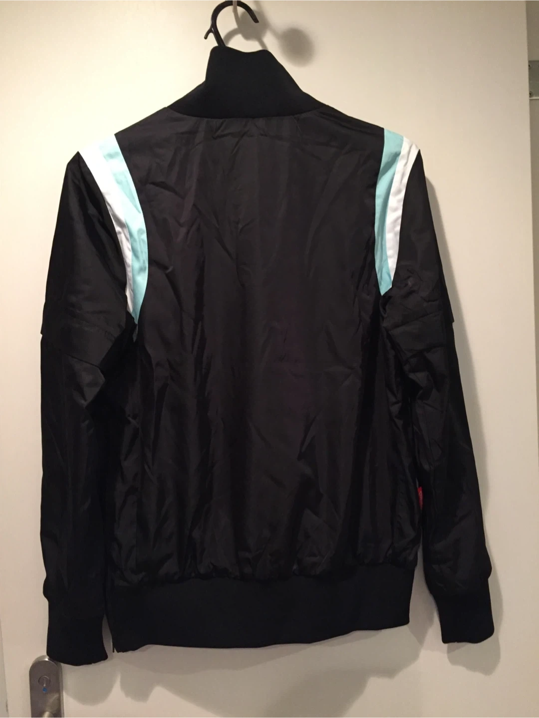 【新品】ルコック 2way ゴルフ 撥水ジャケットの写真2枚目