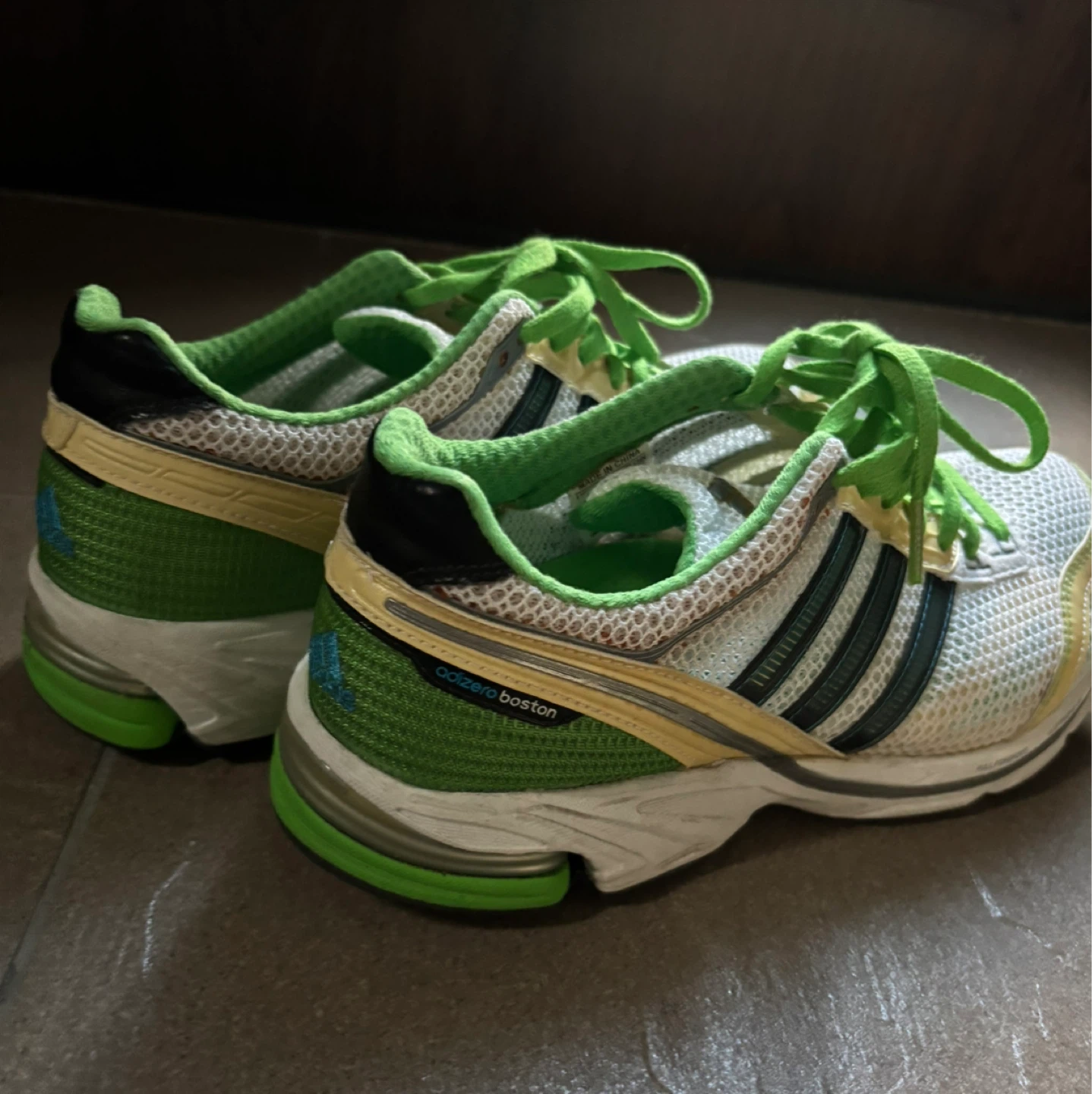 アディダス adizero Boston ランニングシューズ 25.5cmの写真4枚目
