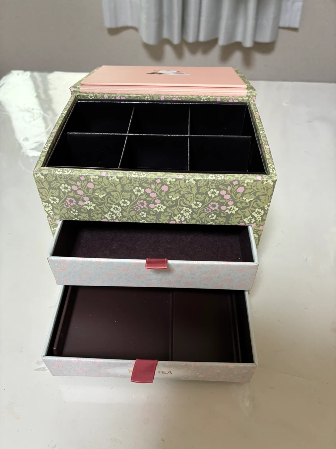 GODIVA 空箱　小物入れの写真6枚目