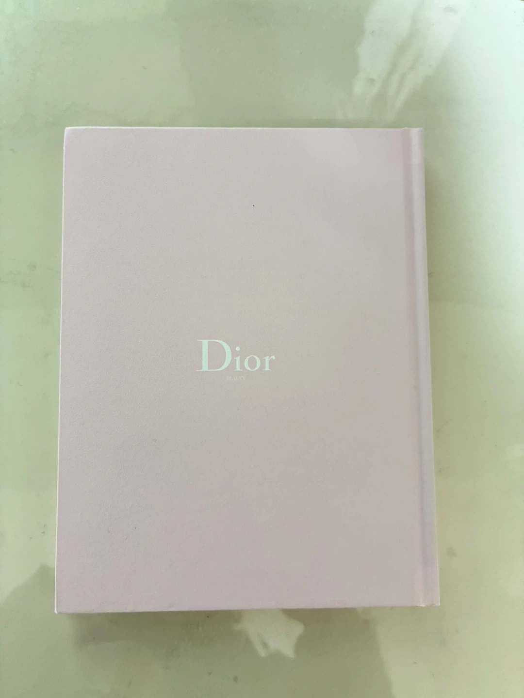 DIOR ビューティー ノートの写真2枚目